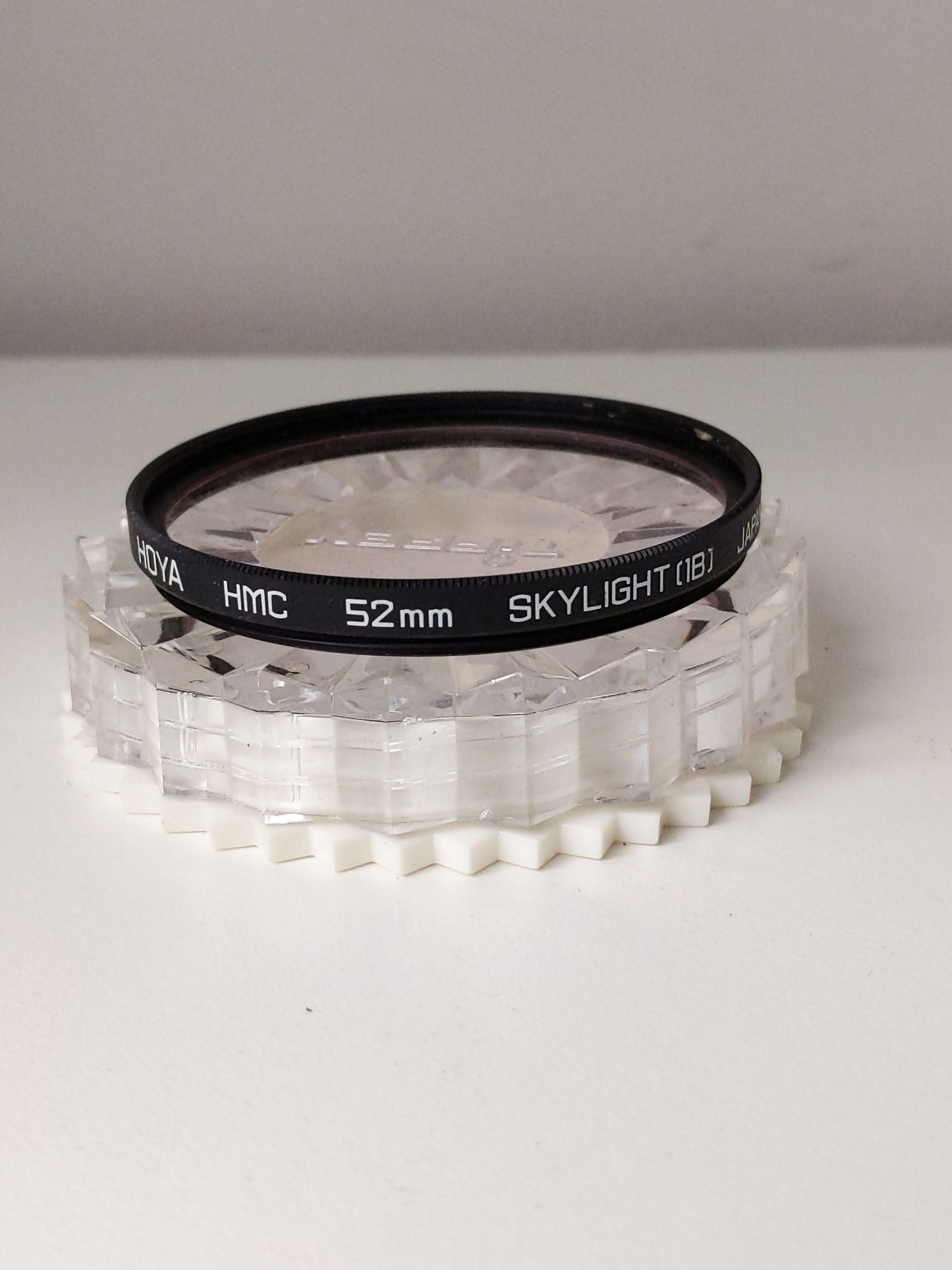 Hoya HMC Skylight 1B Lens Filter (52mm) w/ Case #0787 - Regular