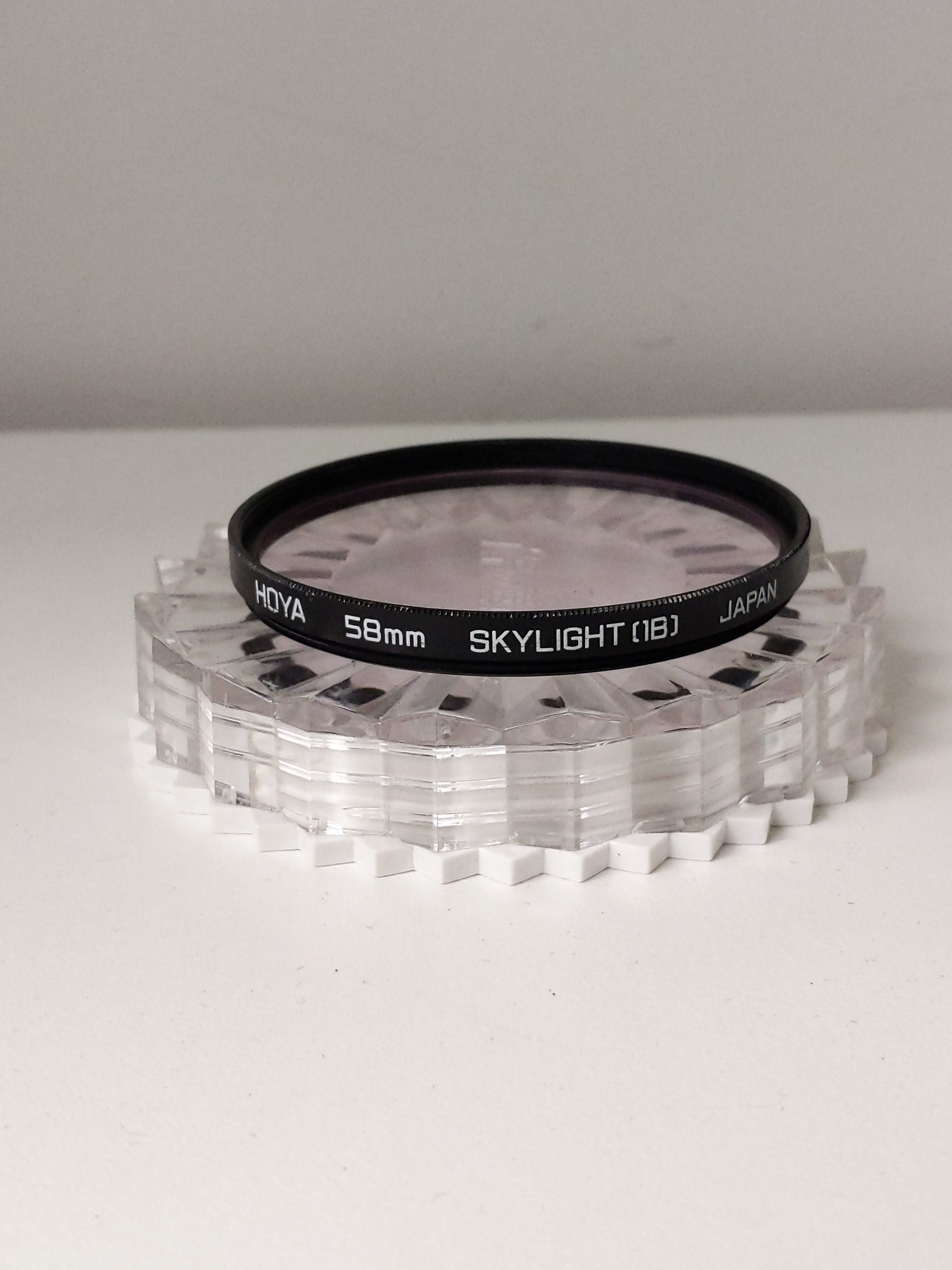 Hoya Skylight 1B Lens Filter (58mm) w/ Case #0785