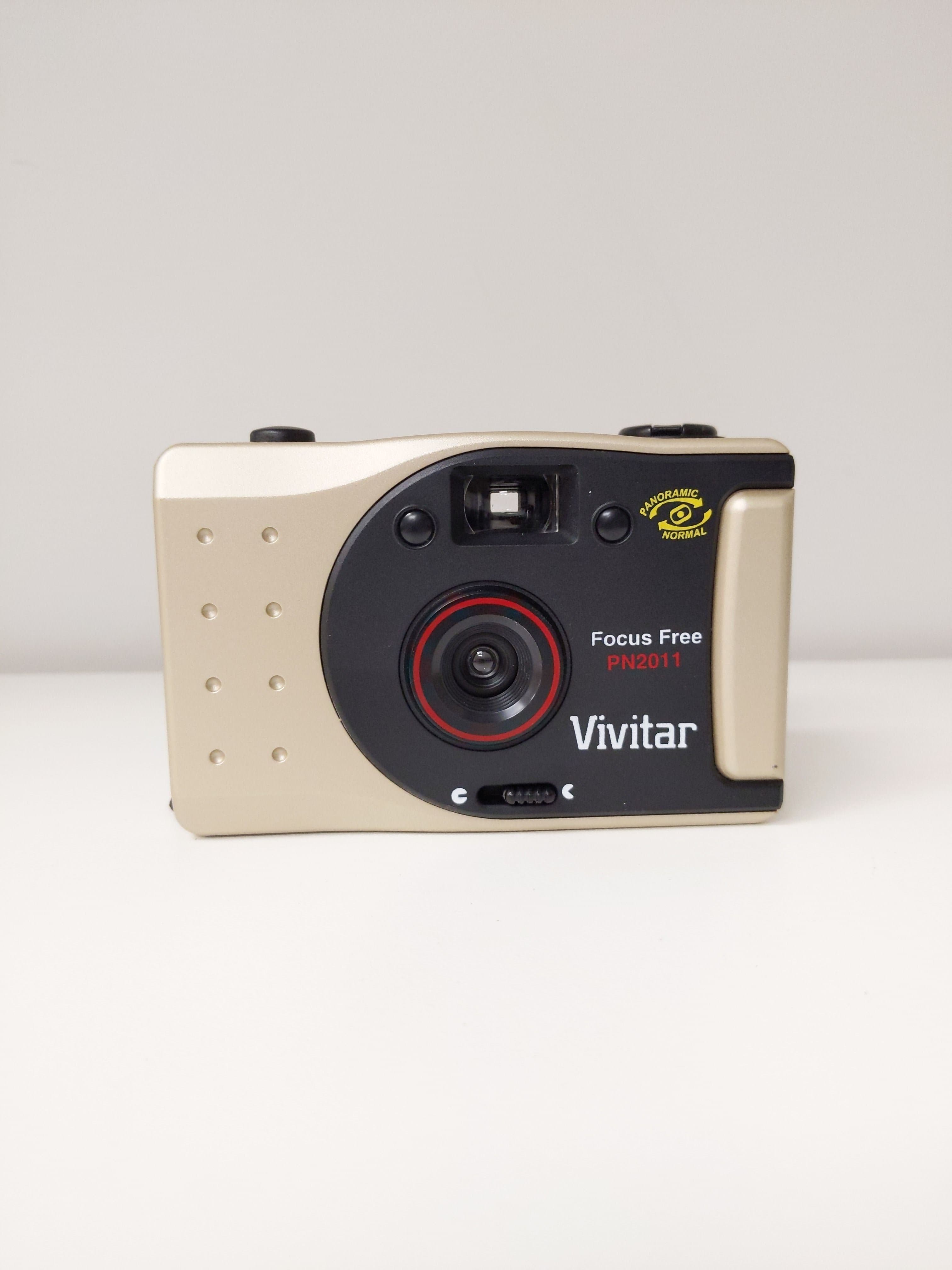 Vivitar Focus Free PN2011 Panoramic 35mm Film Camera w/ Wrist Strap #0729