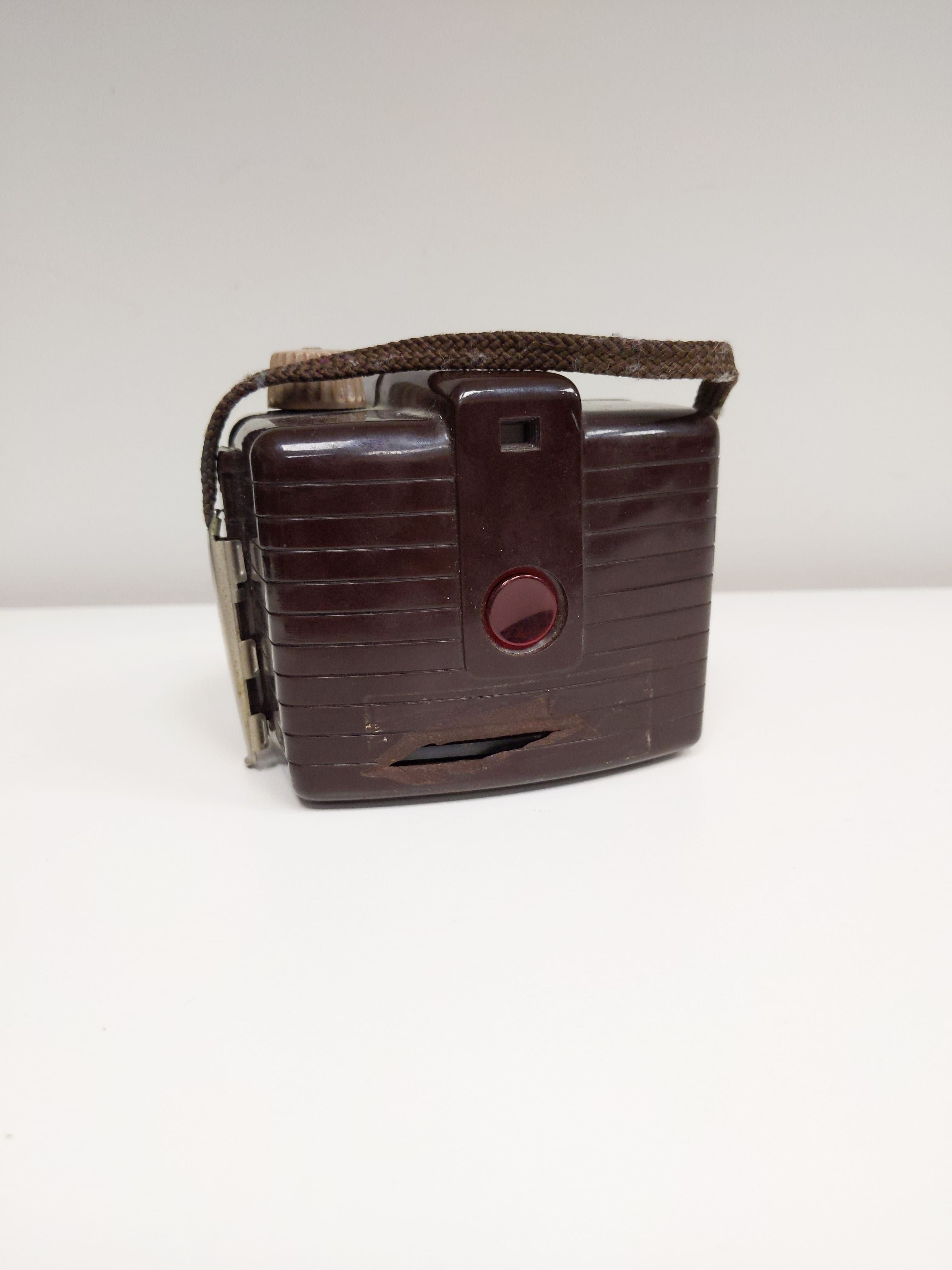 Kodak Brownie Holiday 127 Film Camera (Brown) #0413 - Thumbnail 3