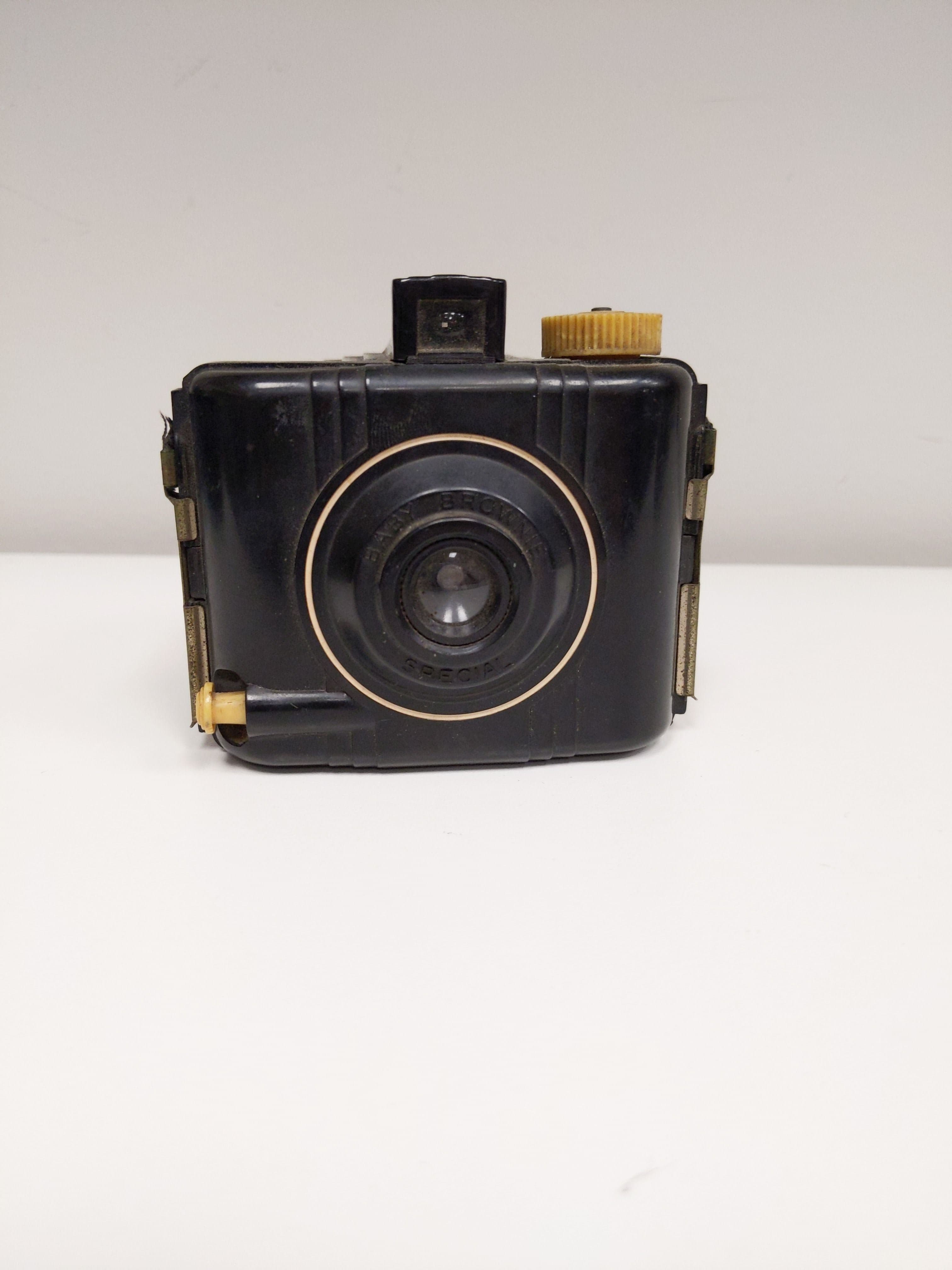 Kodak Baby Brownie Special Camera #0409 - Regular
