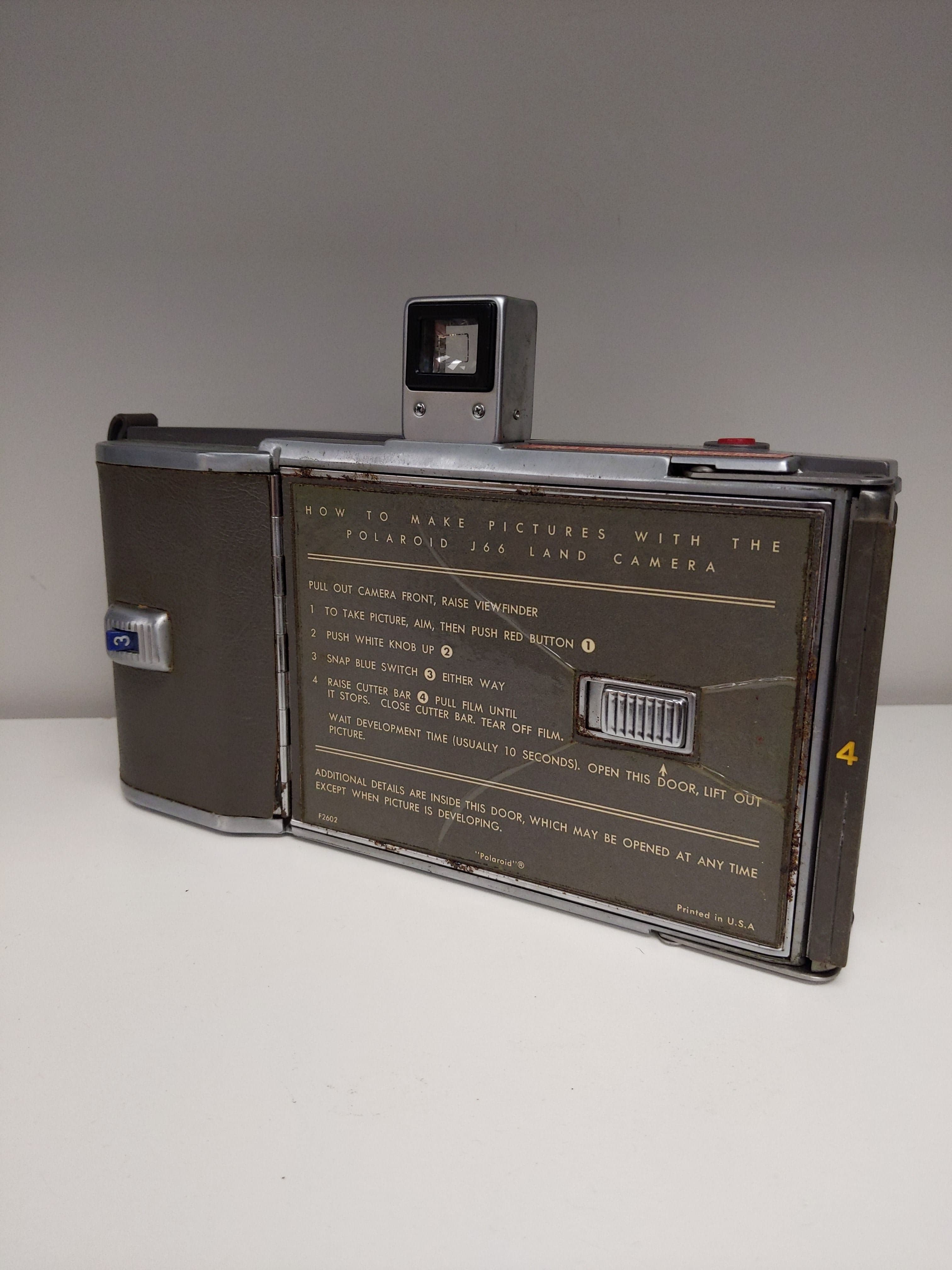 Polaroid Model J66 Land Camera #0327 - Thumbnail 2