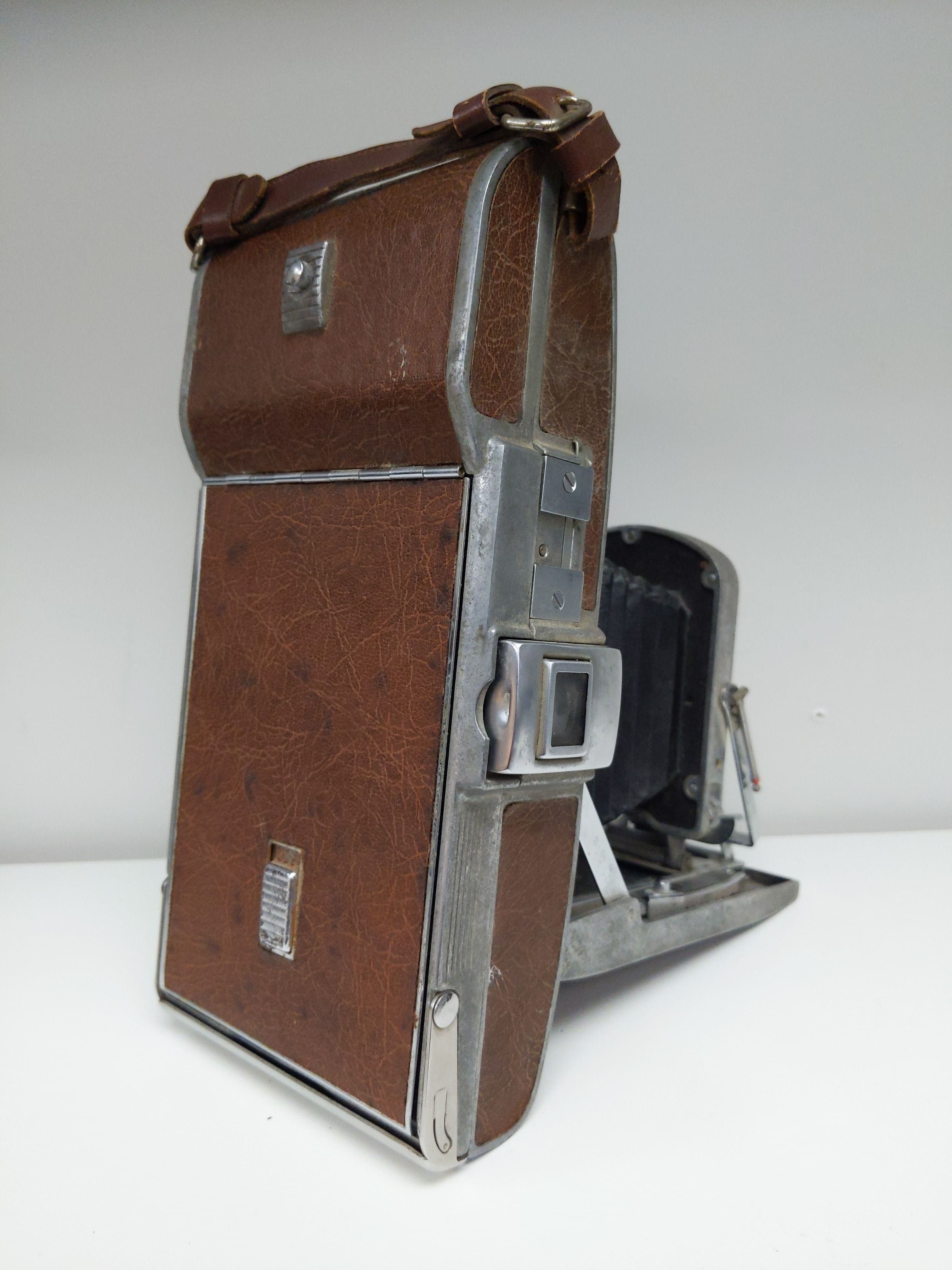 Polaroid Model 95 Land Camera #0328 - Thumbnail 2