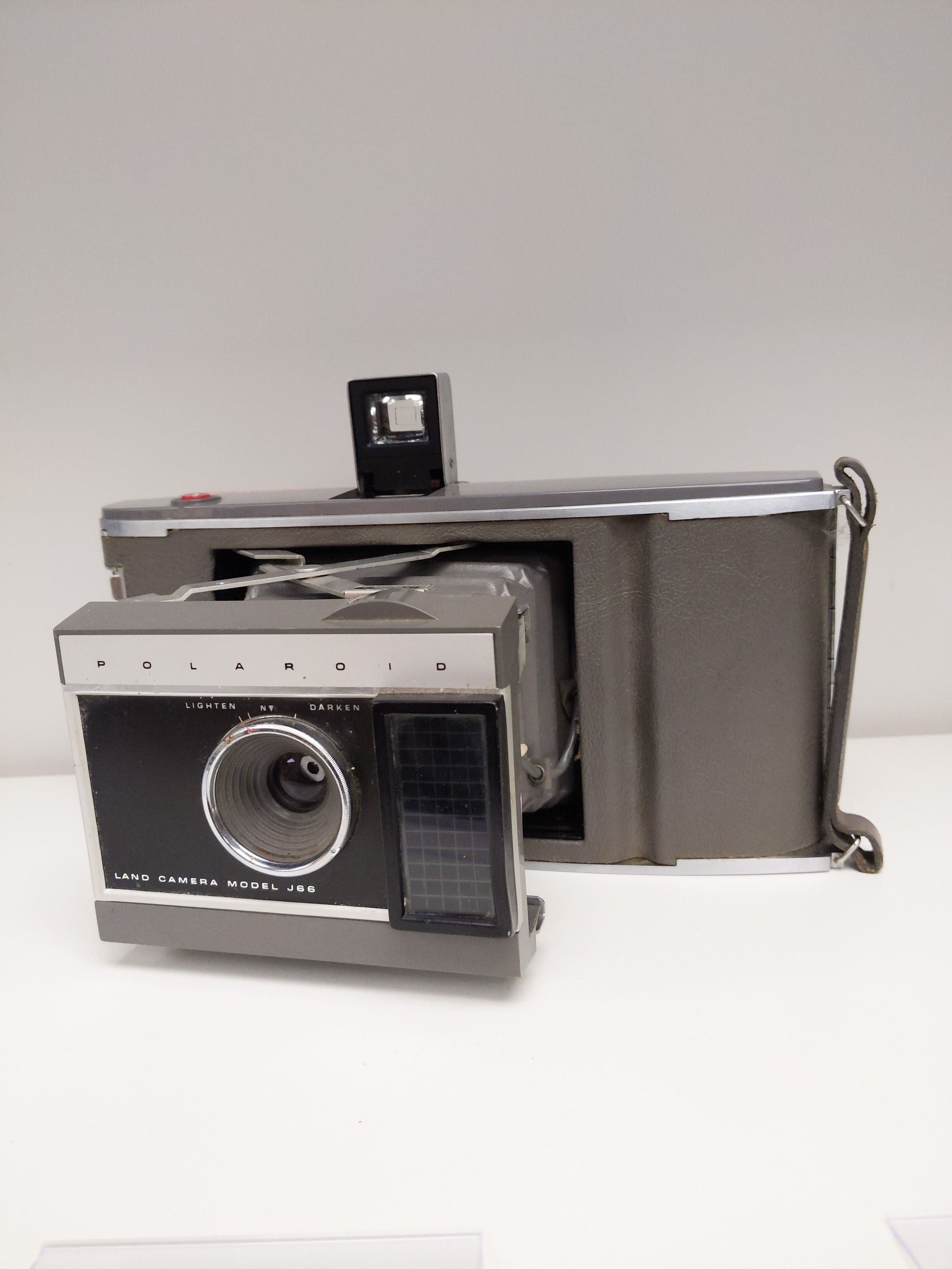 Polaroid Model J66 Land Camera #0327