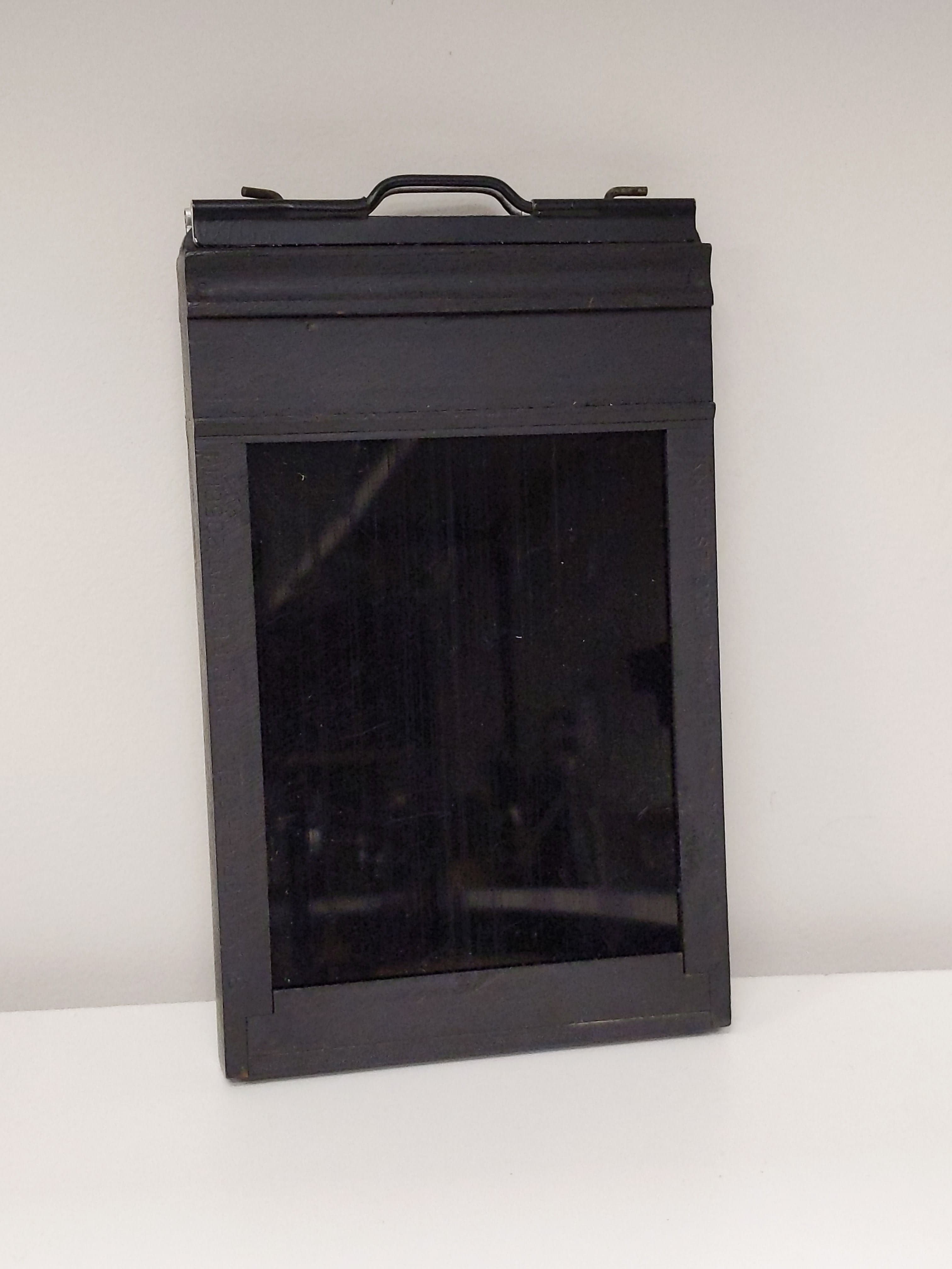 Graflex Graphic 3 1/4" x 4 1/4" Film Holder (Type 4, 3x4) #0162