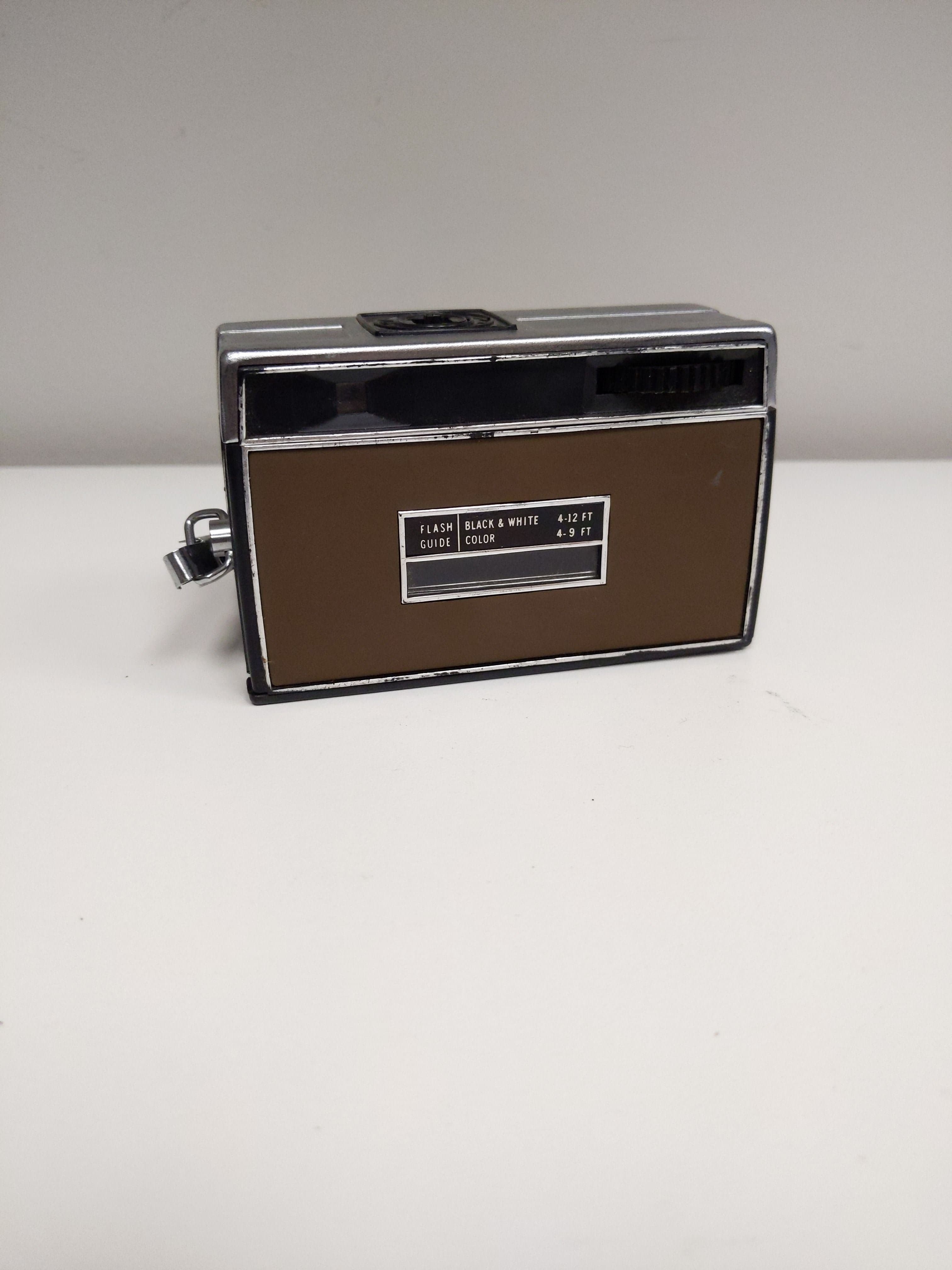 GAF 136 XF Film Camera #0225 - Thumbnail 2