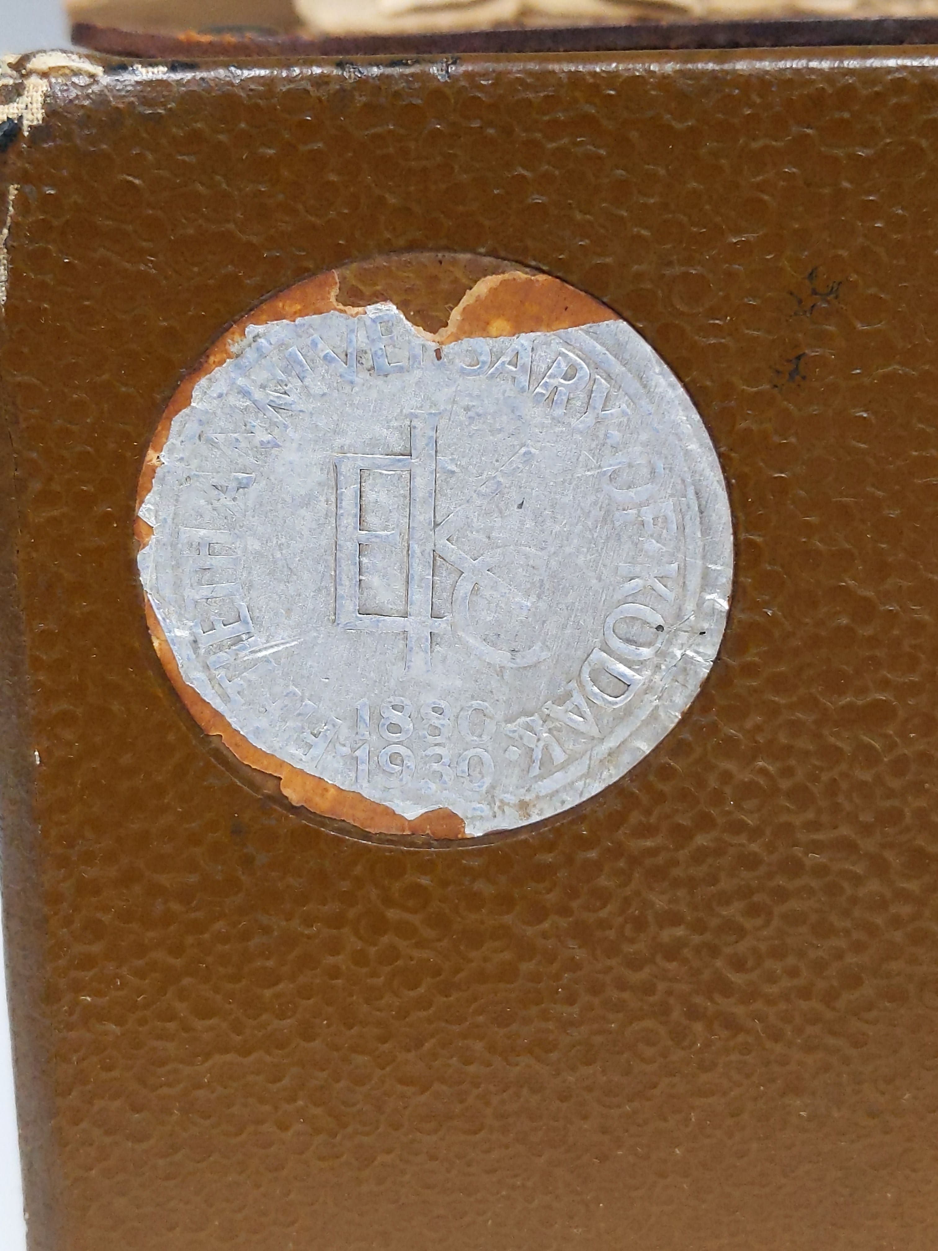 Kodak Fiftieth Anniversary 120 Film Box Camera (Brown Leather) w/ Partial Original Box #0459 - Thumbnail 2
