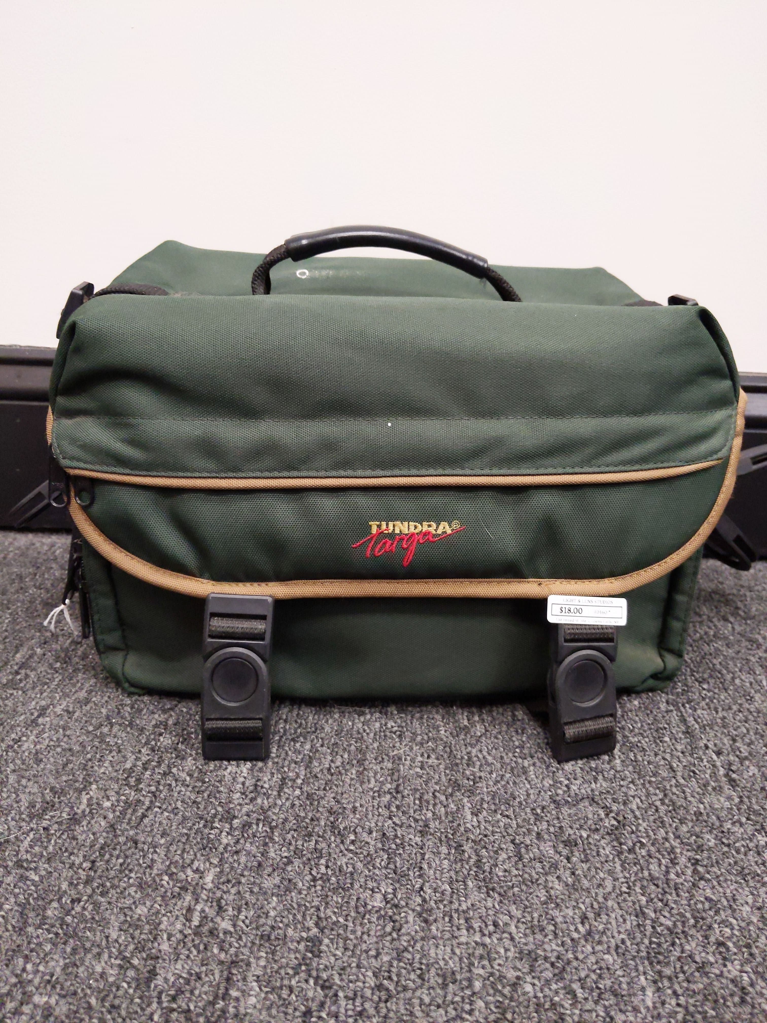 Tundra Targa Camera Bag w/ Dividers (Green) #0160