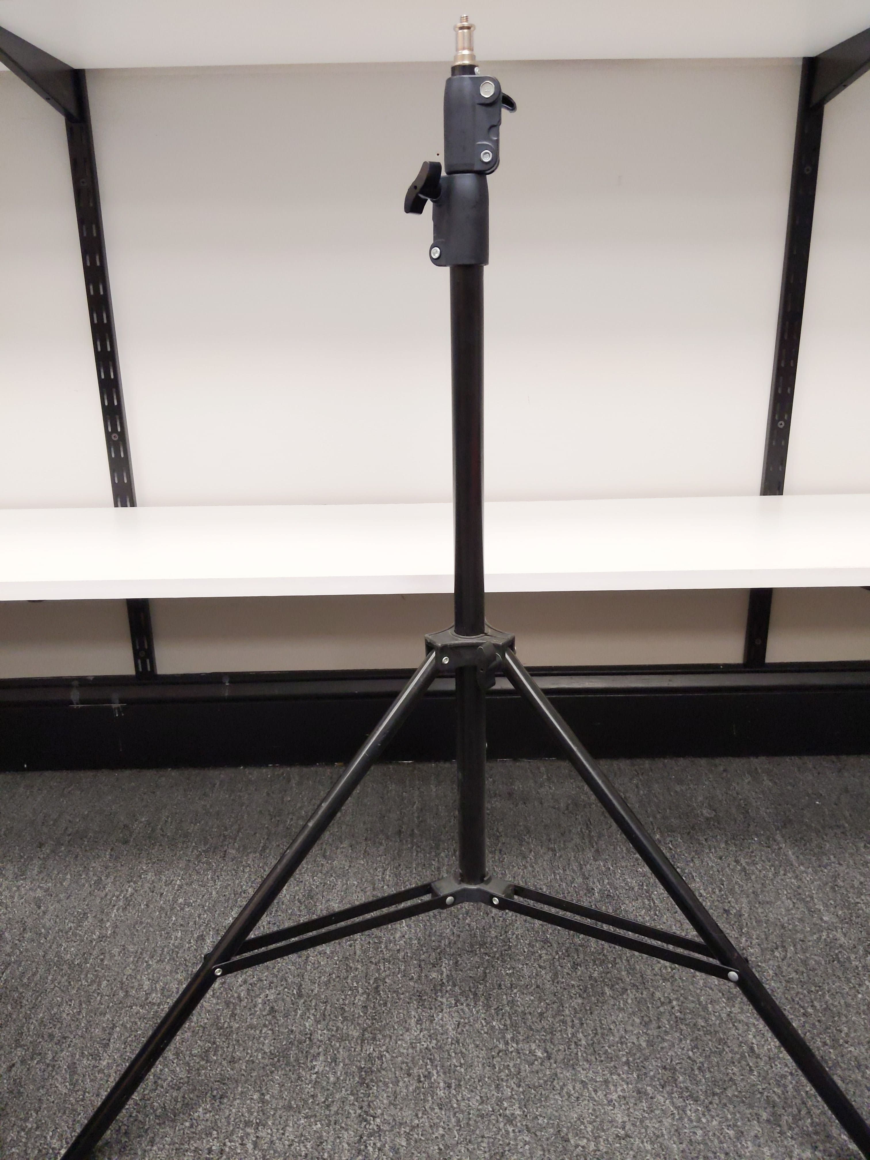 Unbranded Light Stand #0005