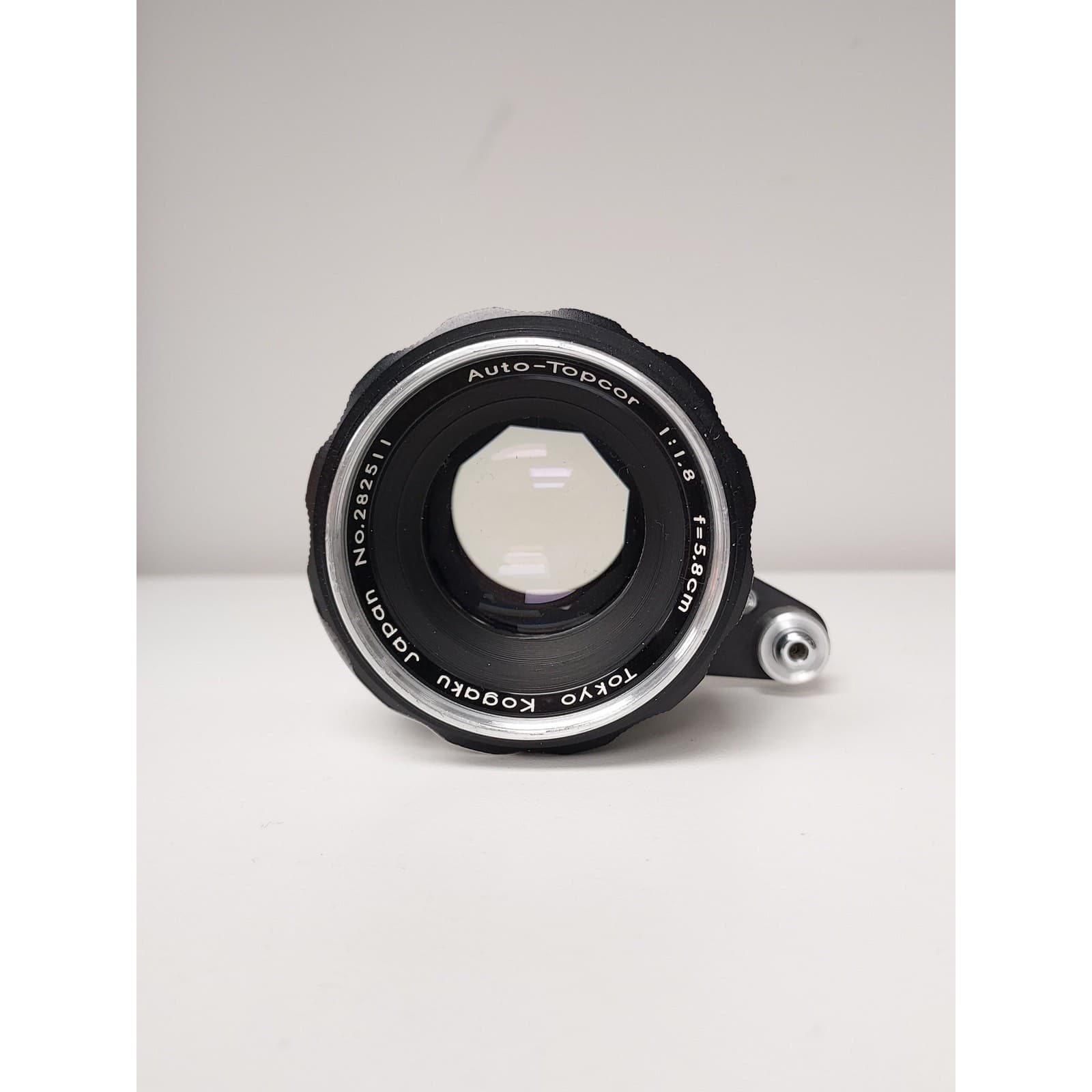 Auto-Topcor 5.8cm (58mm) f/1.8 Lens (Exakta/Topcon Mount) #0574 - Regular - Thumbnail 2