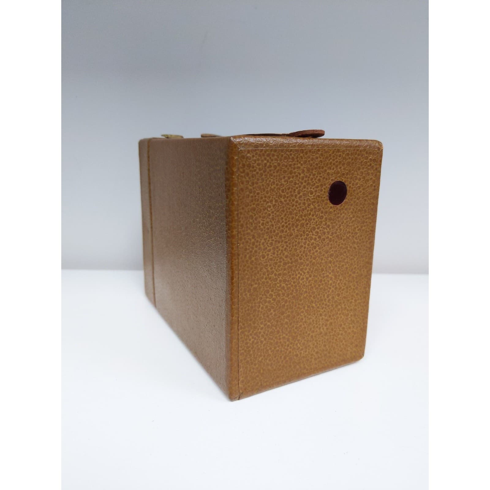 Kodak Fiftieth Anniversary 120 Film Box Camera (Brown Leather) #0458 - Regular - Thumbnail 2