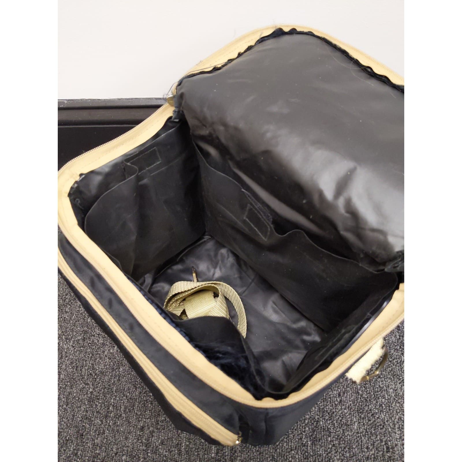 Unbranded Camera Bag (Black/Tan) #0158 - Regular - Thumbnail 4