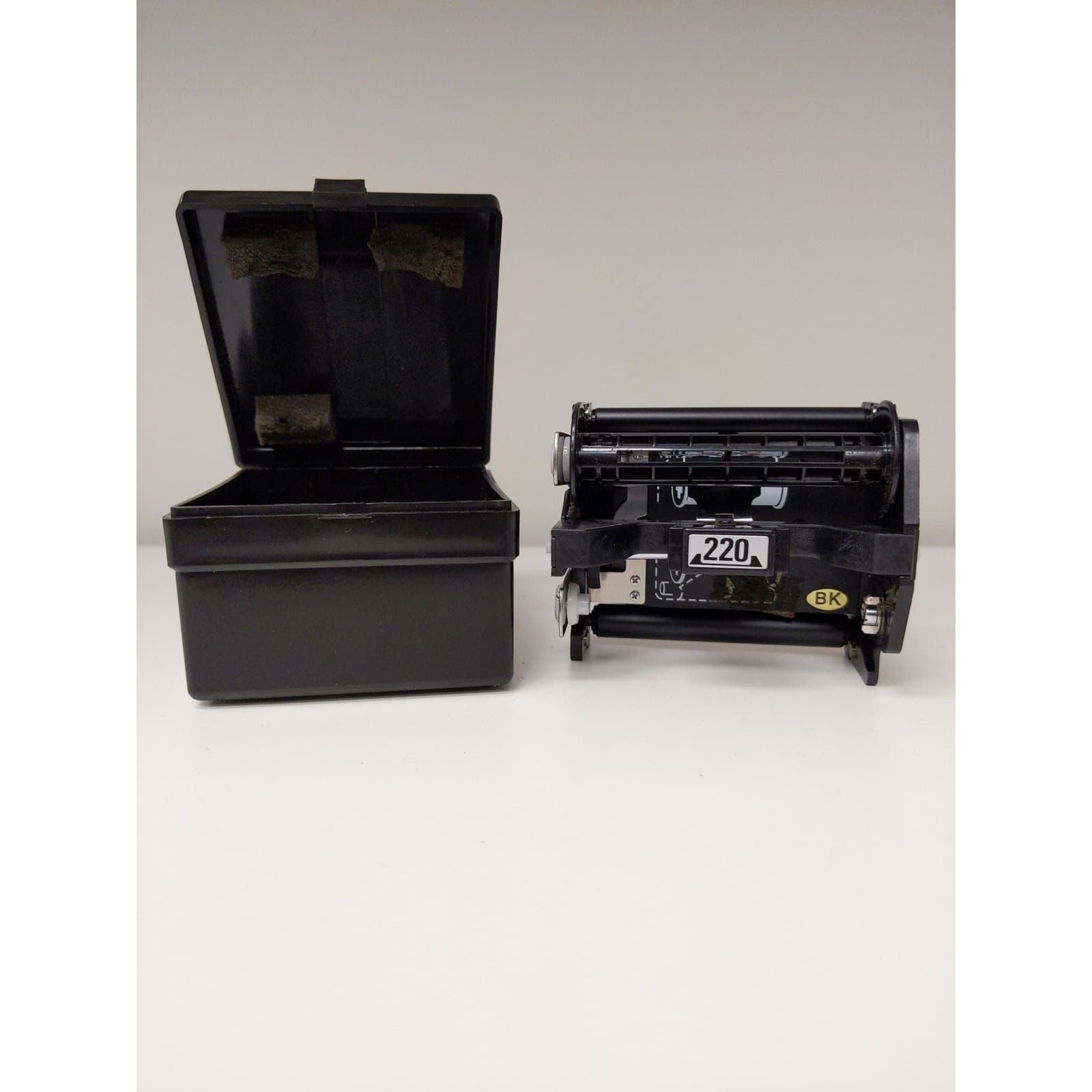 Mamiya M645 220 Roll Film Insert w/ Case #0172 - Regular