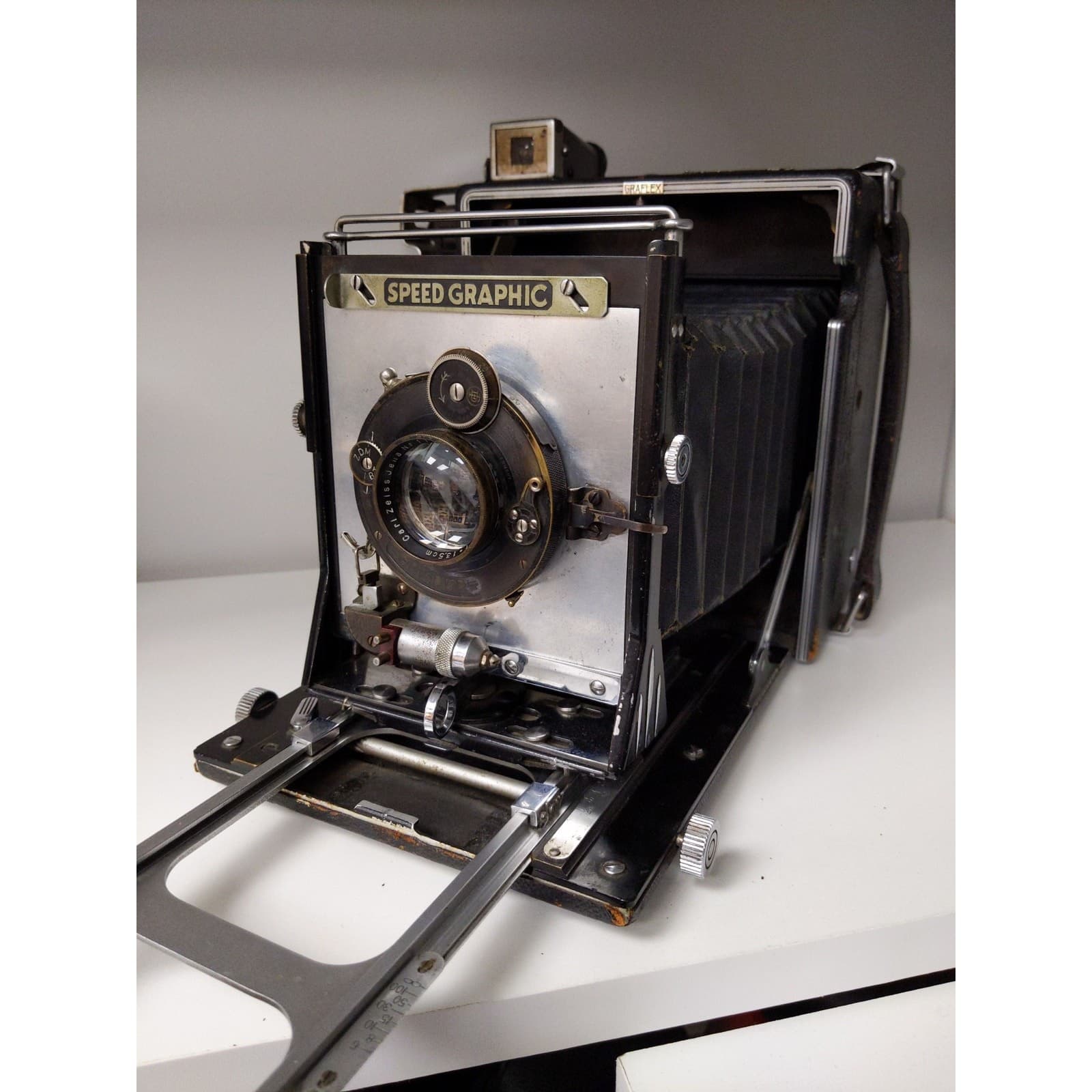 Graflex Speed Graphic Model-4 4x5 Camera w/ Carl Zeiss Jena Tessar 13.5cm (135mm) f/4.5 Lens & Plate #0290 - Regular