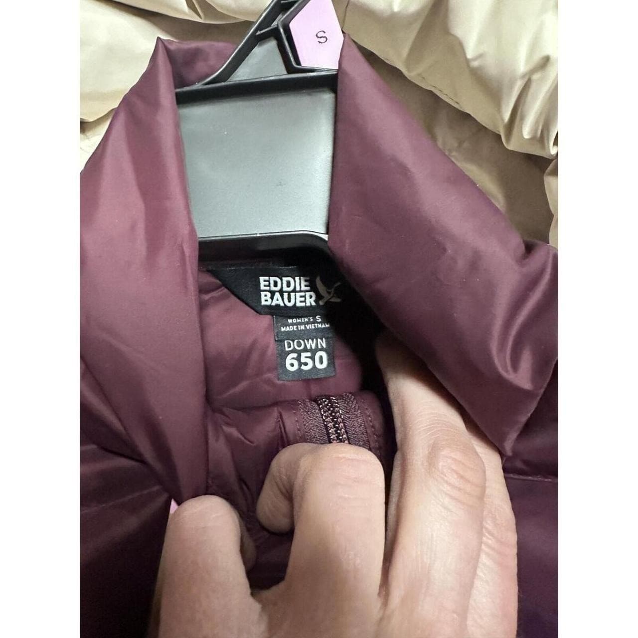 Eddie Bauer Women's 650 Down Packable Quilted Jacket Lightweight down jacket MED - Thumbnail 2