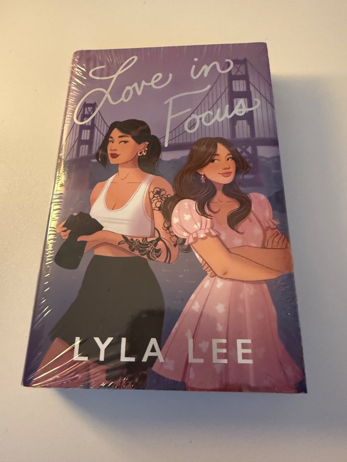 SIGNED Love in Focus by Lyla Lee ILLUMICRATE AFTERLIGHT EXCLUSIVE ~ Sealed - Thumbnail 2