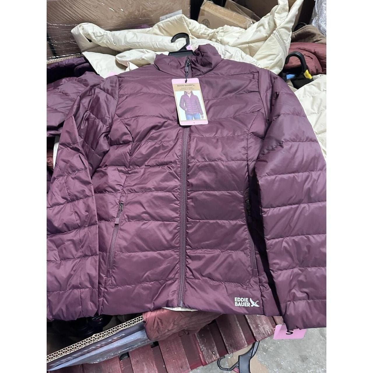 Eddie Bauer Women's 650 Down Packable Quilted Jacket Lightweight down jacket MED - Thumbnail 4