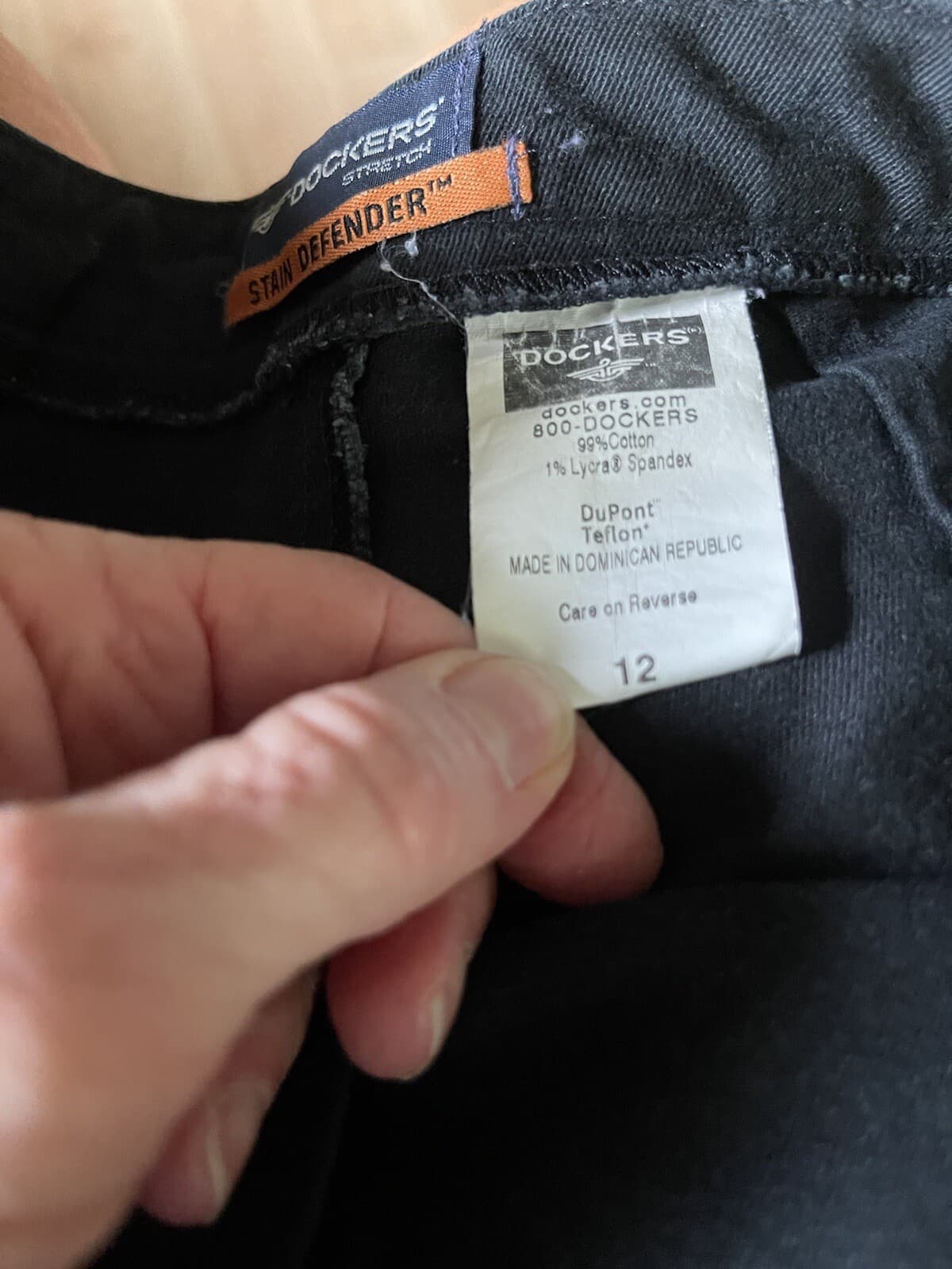 Dockers Capri Cropped Pants Women sz 12 Black Stain Defender - Thumbnail 3