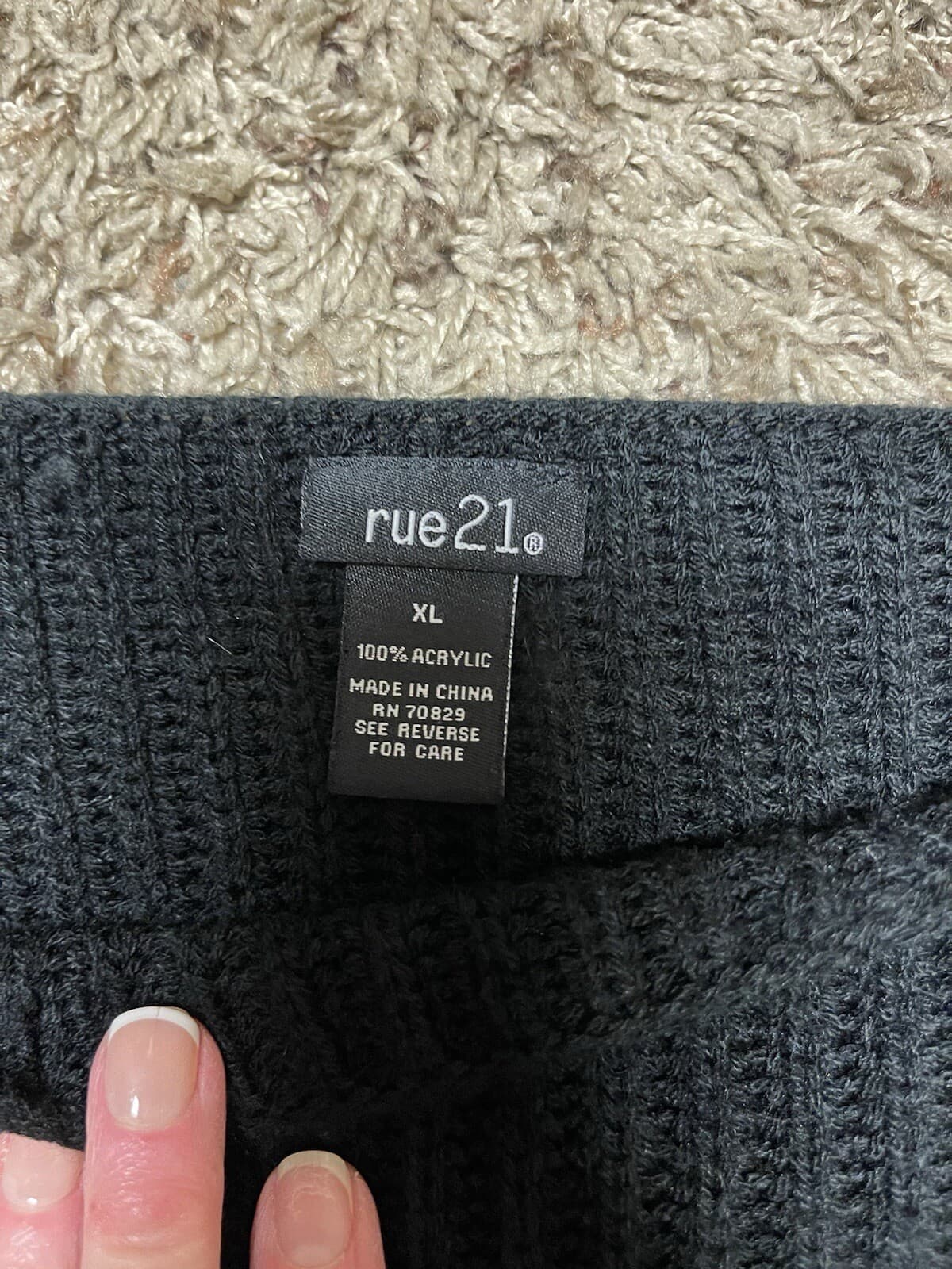 rue21 black sweater XL - Thumbnail 2