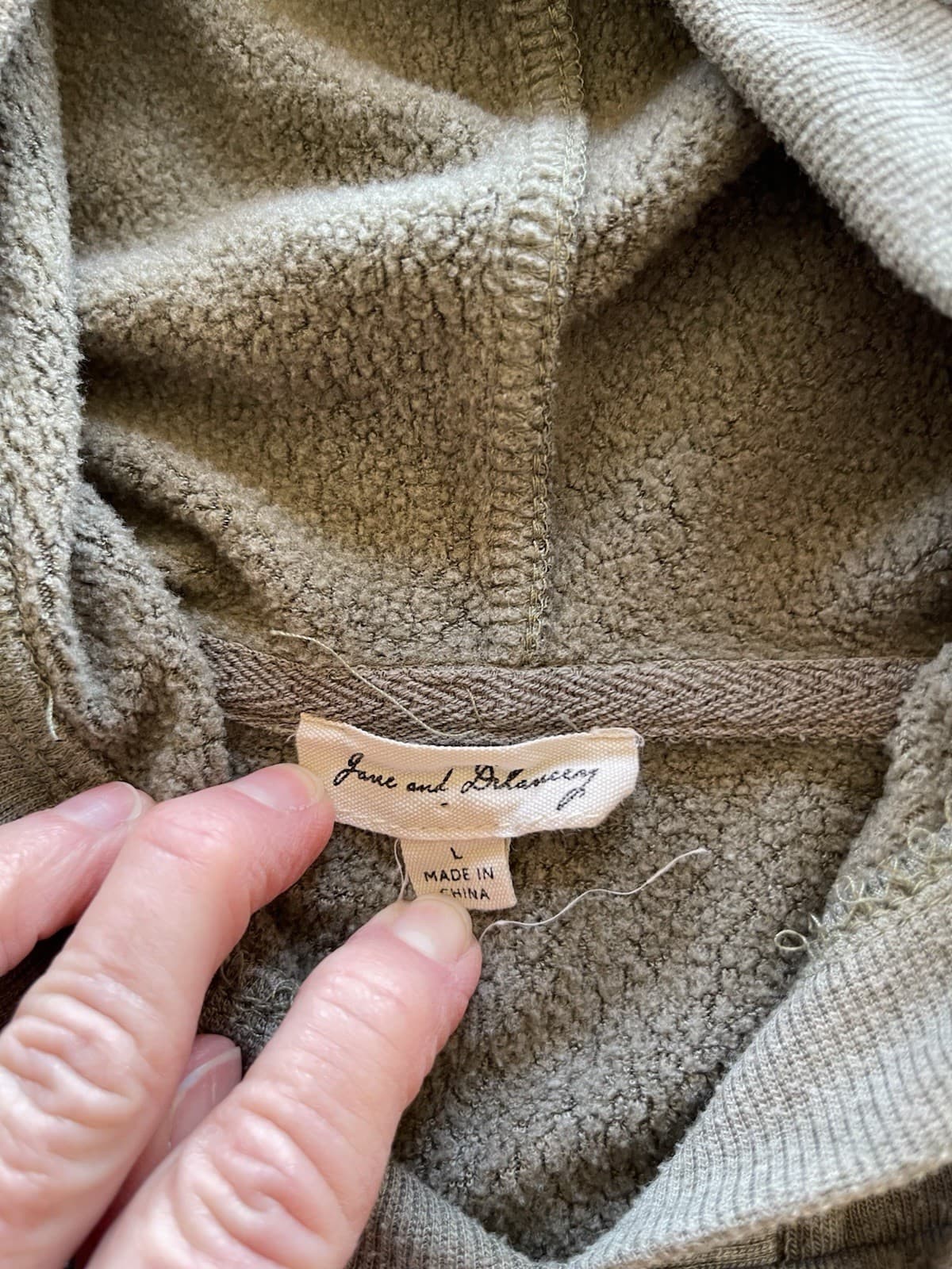 Jane and Delancey Camouflage green long hooded sweatshirt Large - Thumbnail 3