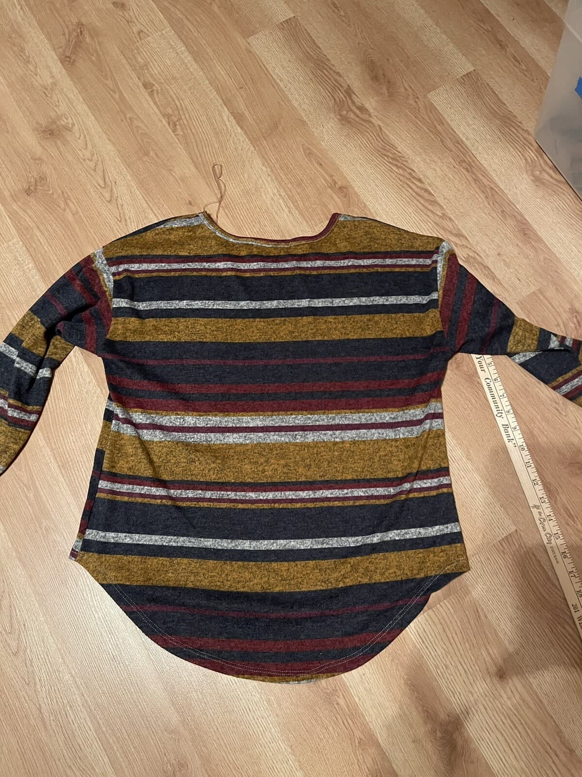 Absolutely Famous striped top Womens’ medium, Burgandy, Yellow, Blue - Thumbnail 2