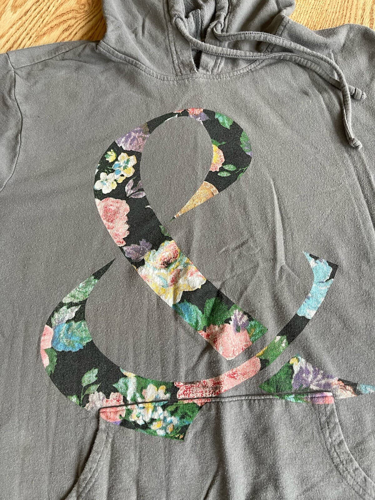 Bravado XXL gray hooded sweatshirt with floral & sign - Thumbnail 2