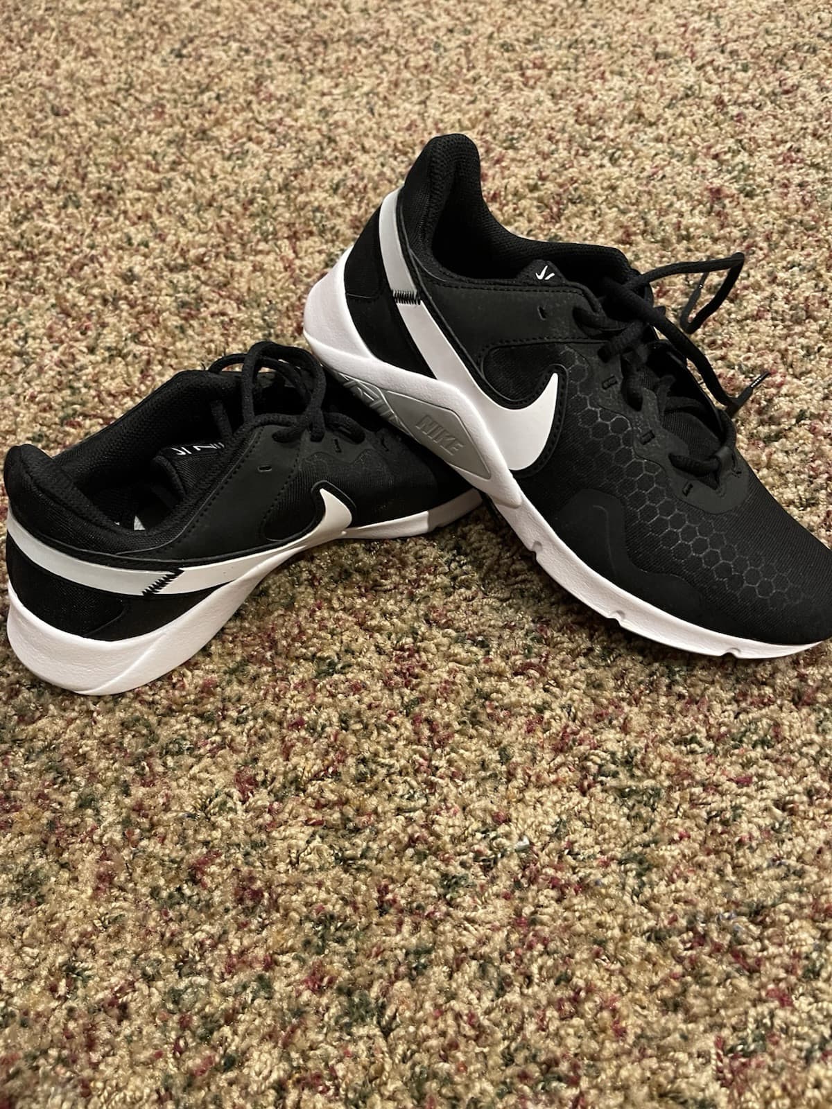 Size 9 Womens - Nike Legend Essential 2 Black White - Thumbnail 2
