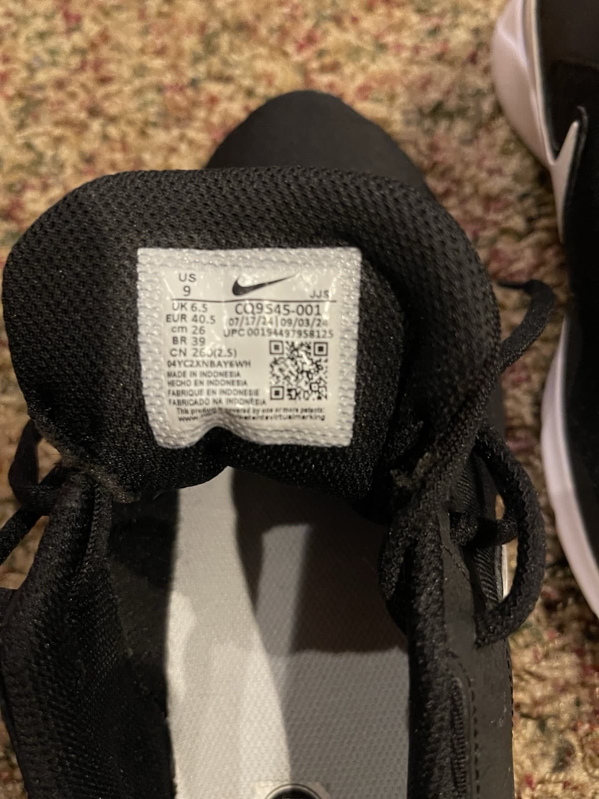 Size 9 Womens - Nike Legend Essential 2 Black White - Thumbnail 6