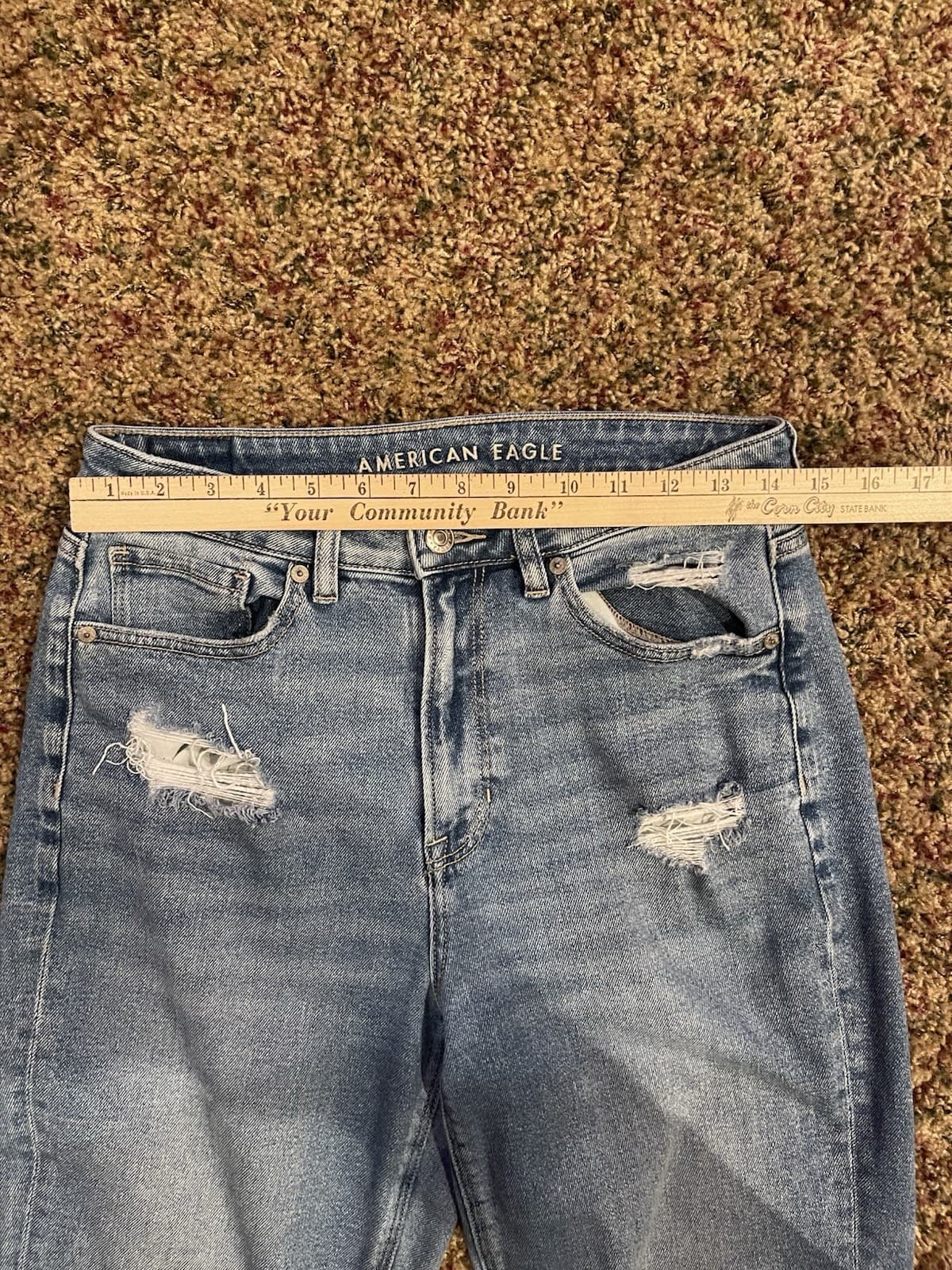 American Eagle Mom Jean Distressed Women's size 8 Long Medium Blue - Thumbnail 5