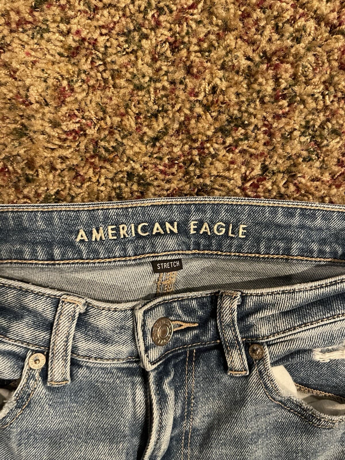 American Eagle Mom Jean Distressed Women's size 8 Long Medium Blue - Thumbnail 3
