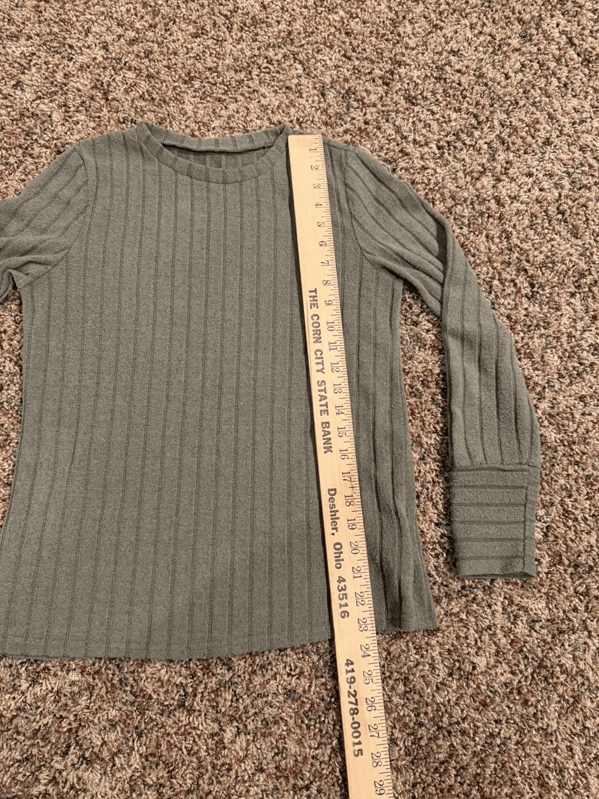 Shein Olive Army Green soft long sleeve crew neck ribbed shirt Small NWOT - Thumbnail 3