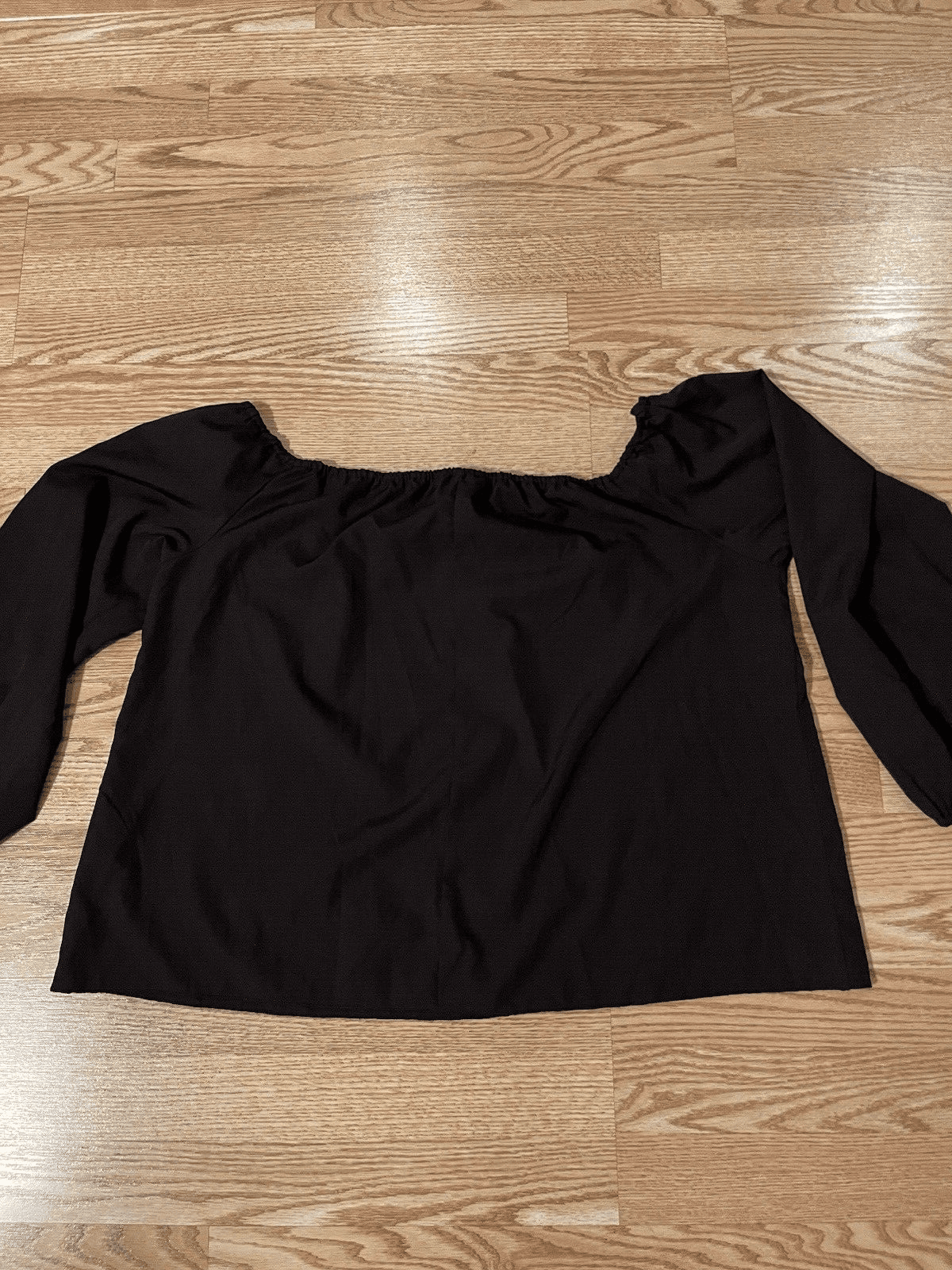 Earo black silky 2XL off shoulder blouse-NWOT - Thumbnail 5