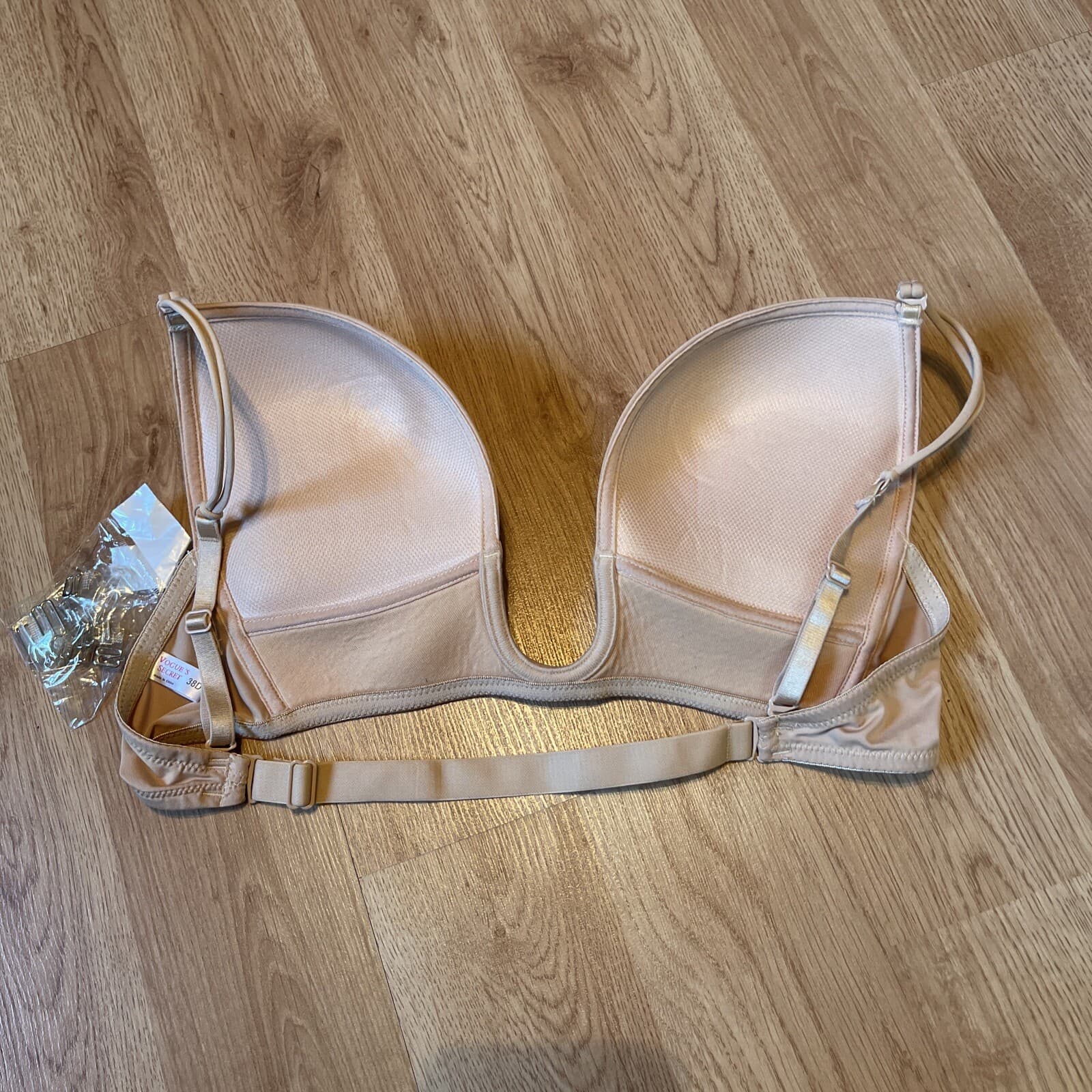 Vogue’s Secret Nude bra deep cut Padded Push-up 38D New - Thumbnail 3