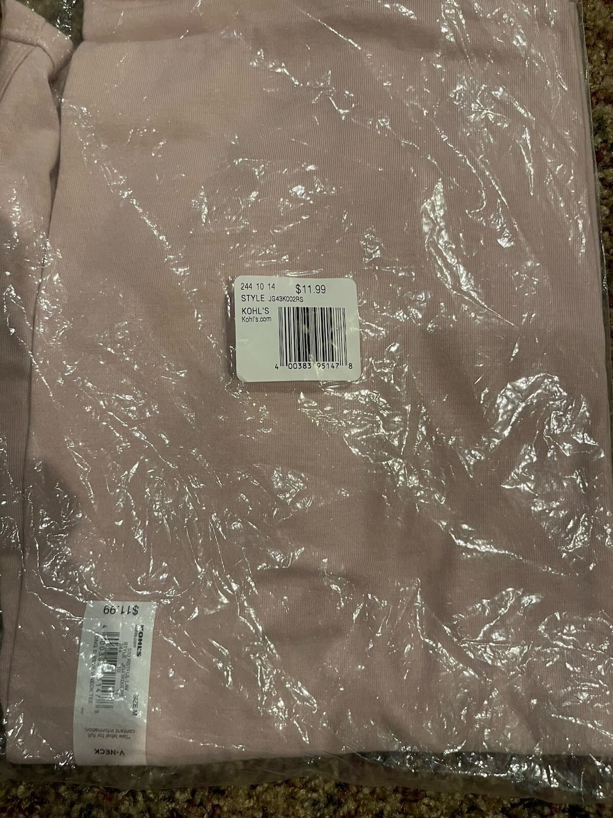 SO Long Sleeve V-Neck Tee pale pink Med or Large - Thumbnail 5