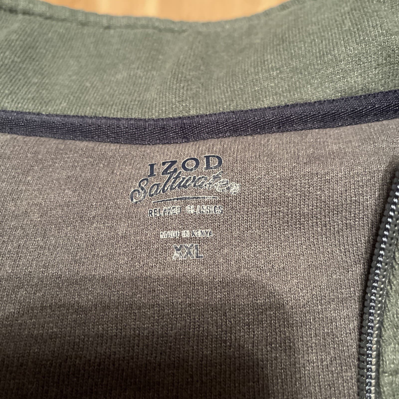 mens’ Izod green 1/4 zip XXL - Thumbnail 3