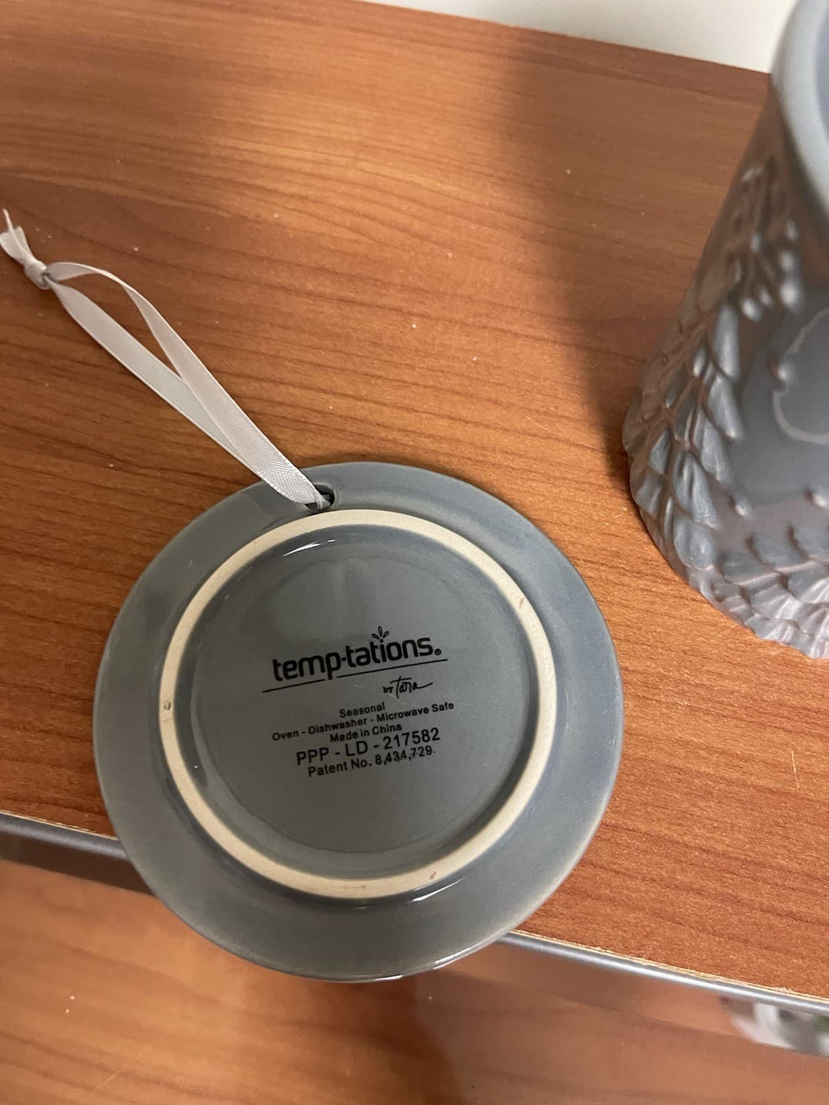 Temp-tations By Tara Gray 16 Oz 3d Holiday Tree Mug With Lid/Coaster/Ornament - Thumbnail 3