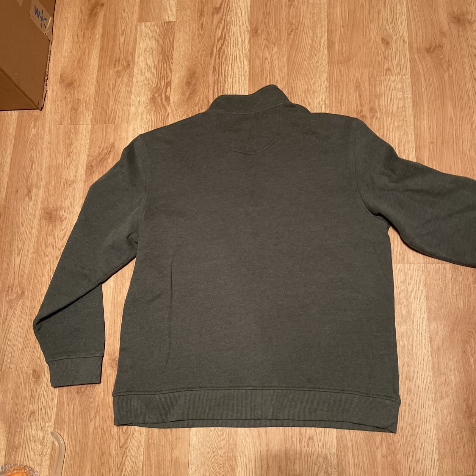 mens’ Izod green 1/4 zip XXL - Thumbnail 2