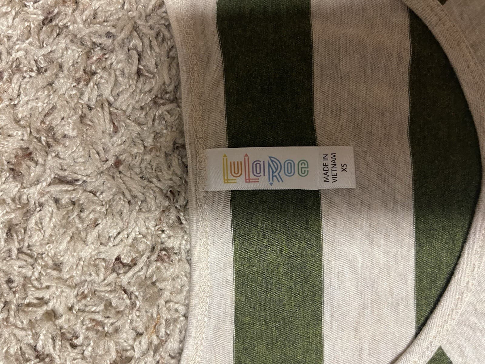 LulaRoe olive green ivory striped short sleeve long round neck shirt XS (Med) - Thumbnail 2
