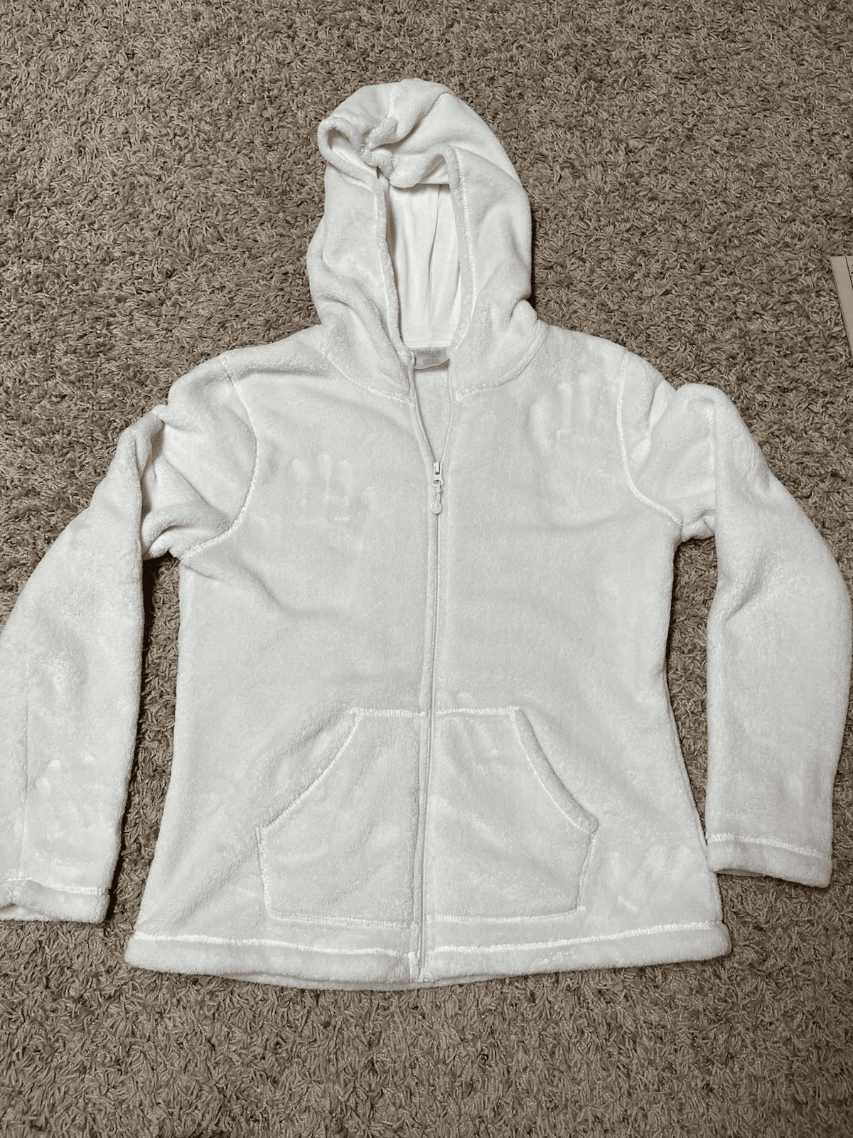 Danskin Now White soft fuzzy zip hooded jacket L/G (12-14)