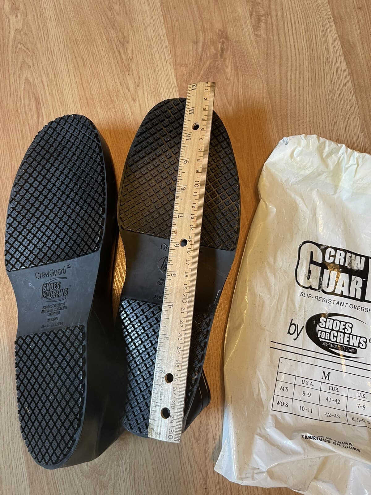 CrewGuard Slip-Resistant Overshoes Mens 8-9 / Women's 10-11 - Thumbnail 4