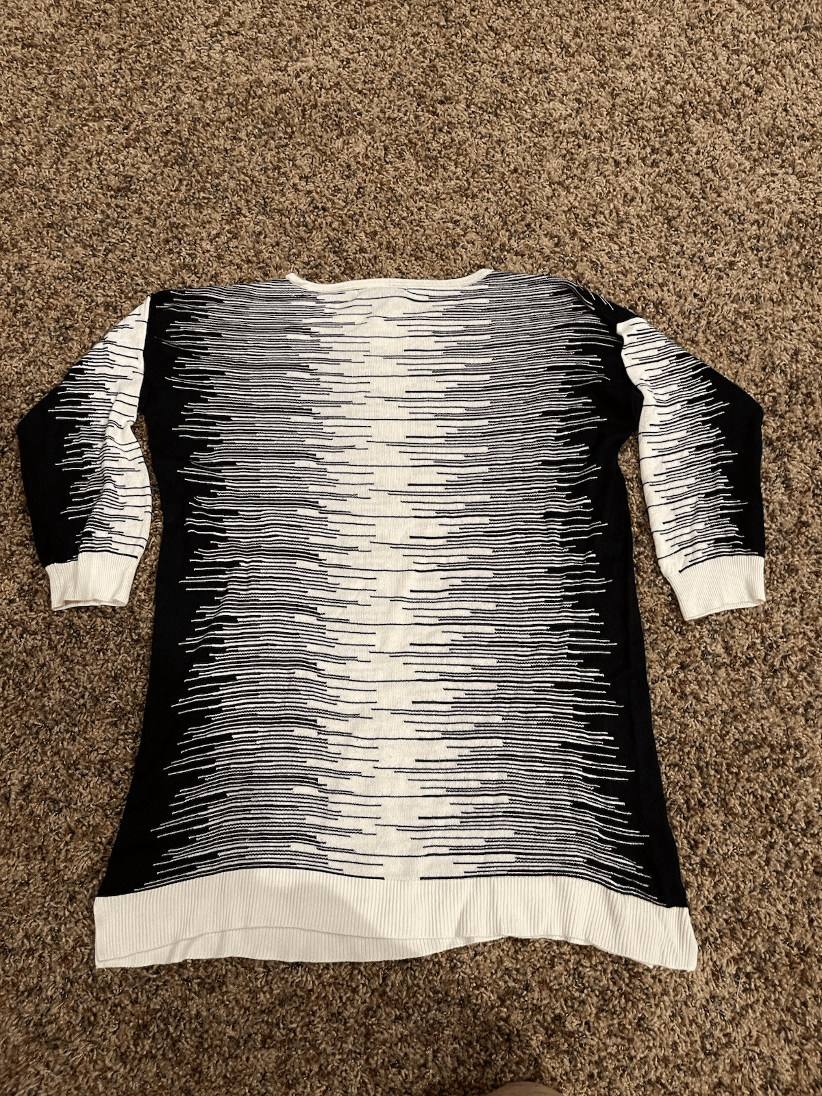Design365 Geometric pattern 3/4 sleeve long tunic sweater Large - Thumbnail 5