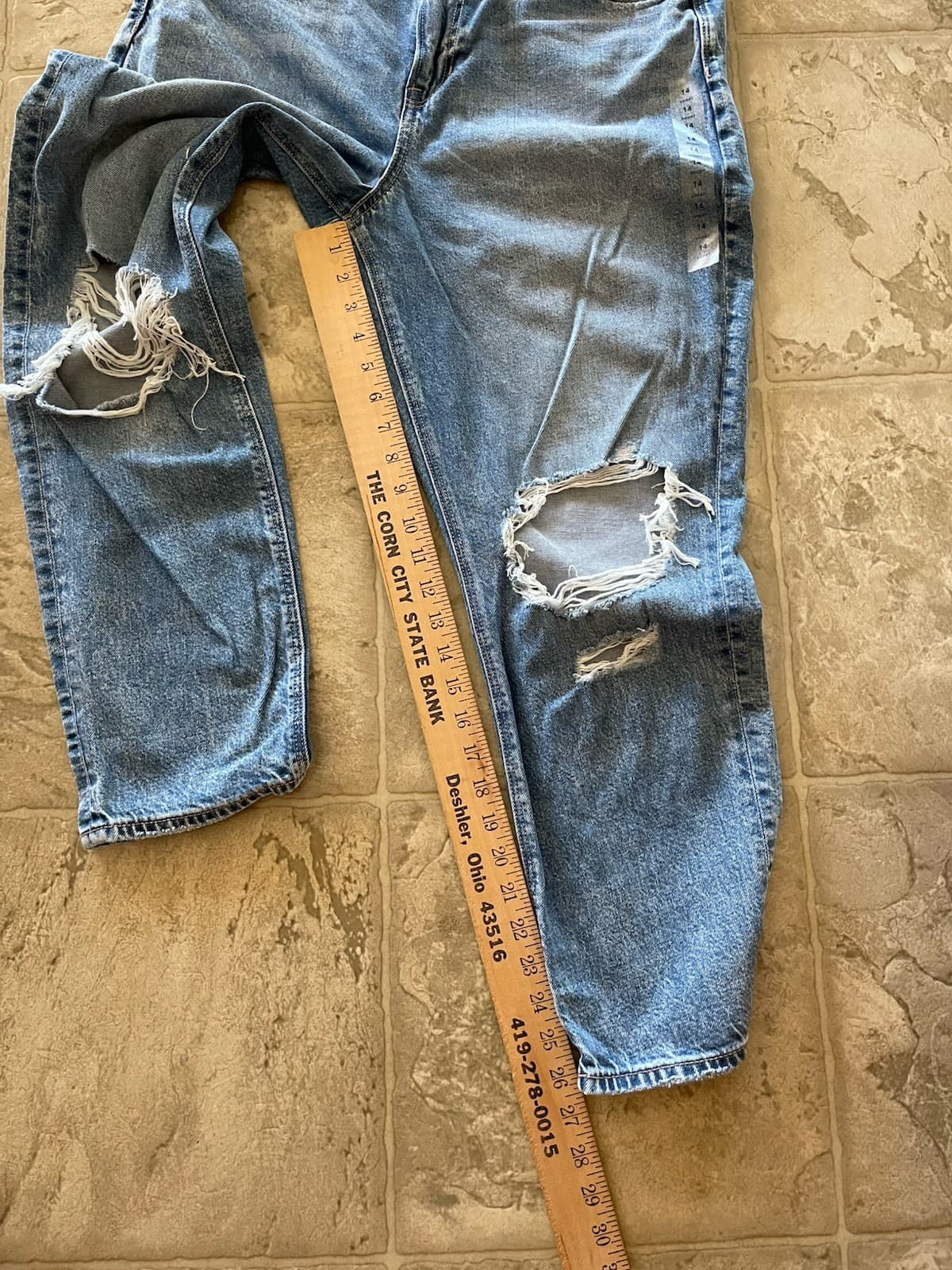 American Eagle Strigid Med Blue Distressed Destructed Mom Jeans 14 Short NWT - Thumbnail 11