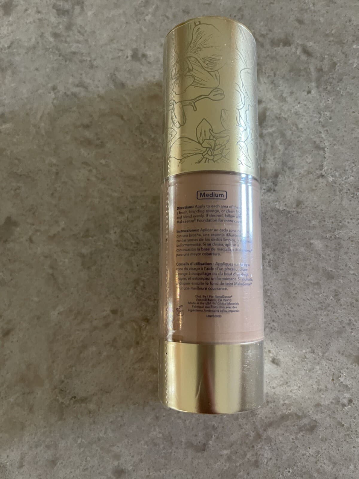 MakeSense Color Correcting Tinted Moisturizer SeneGence Full Size Choose Shade - Thumbnail 7