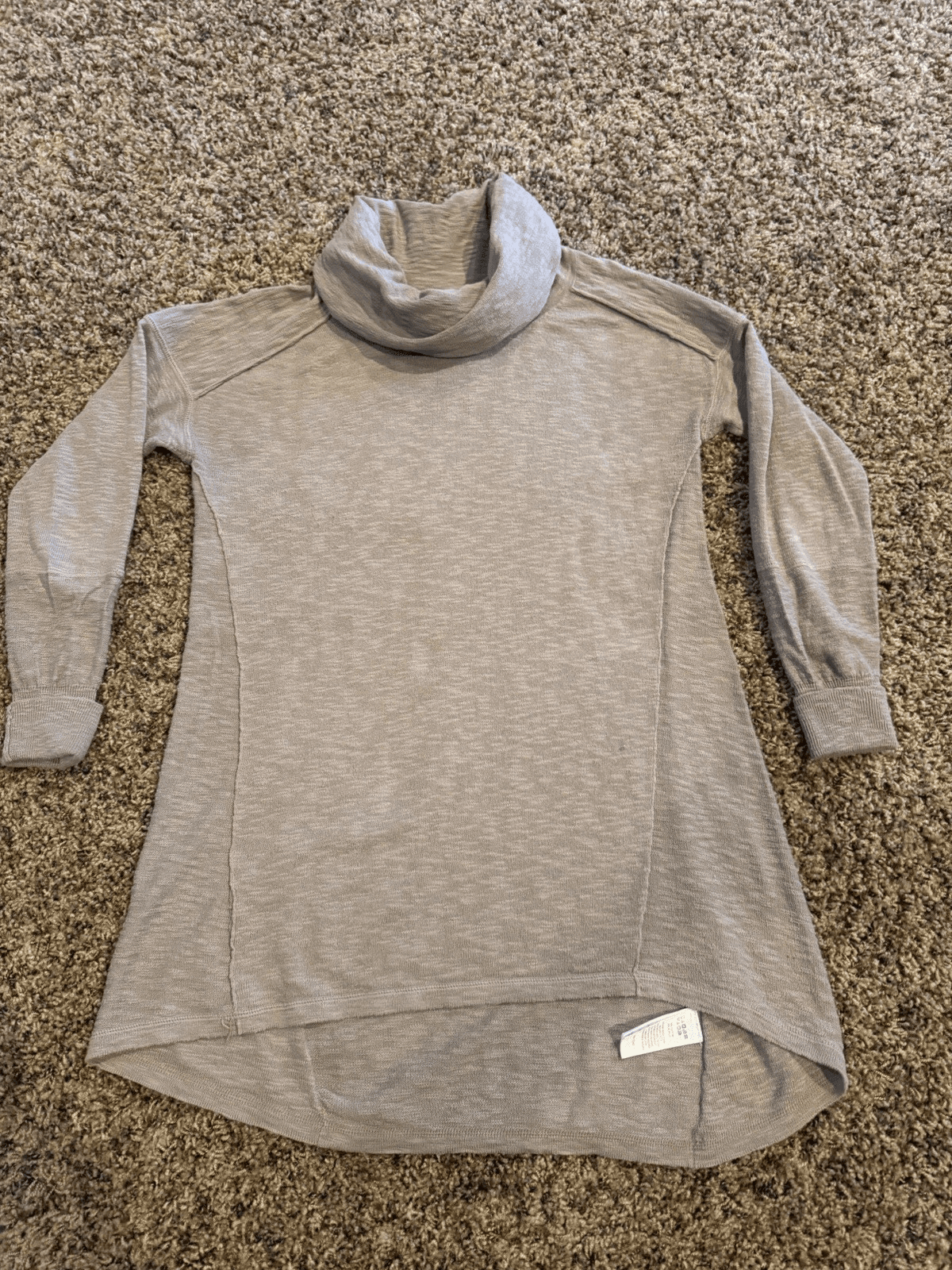 If It Were Me long tunic tan cowl neck lightweight sweater Large