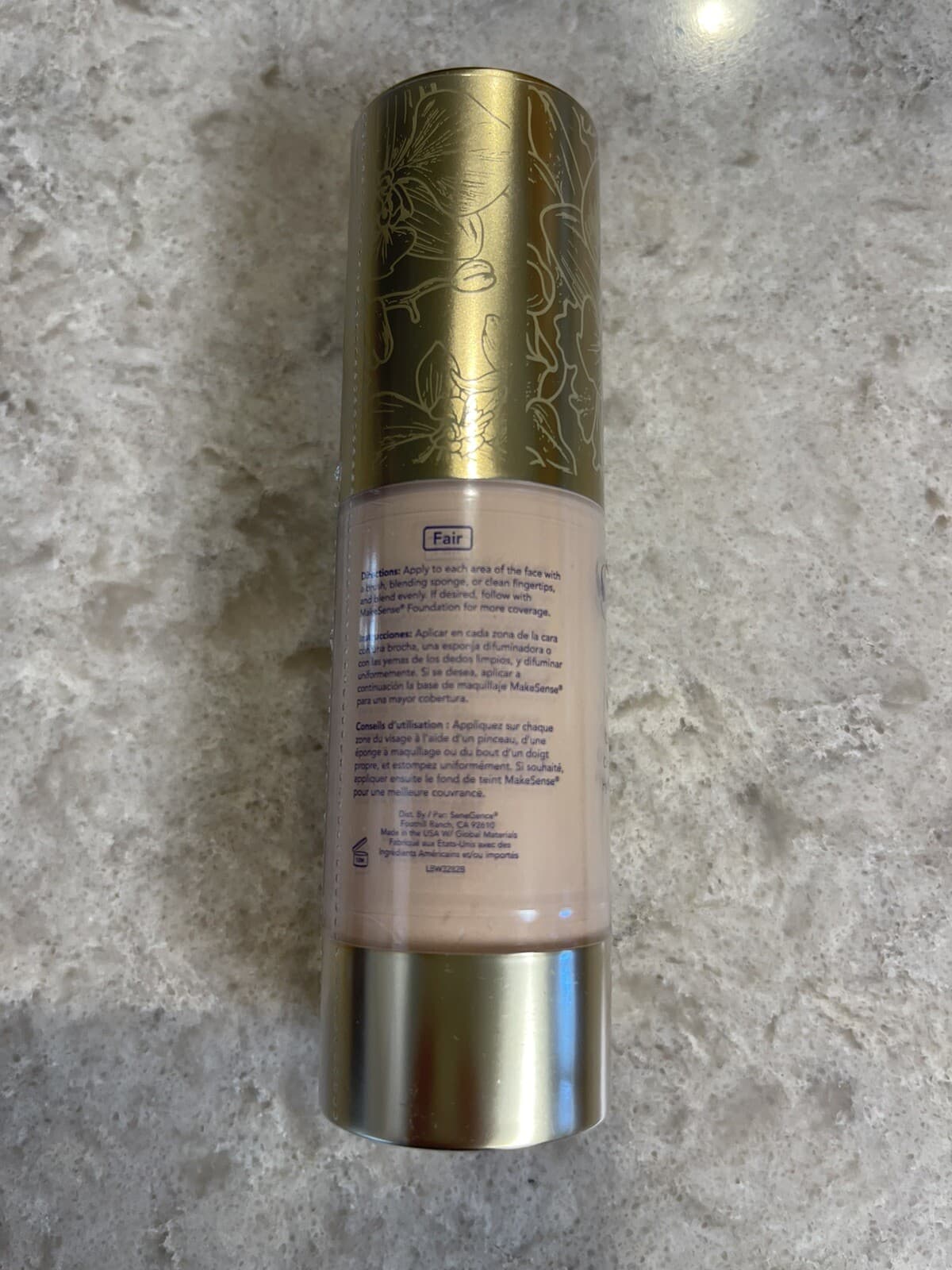 MakeSense Color Correcting Tinted Moisturizer SeneGence Full Size Choose Shade - Thumbnail 4