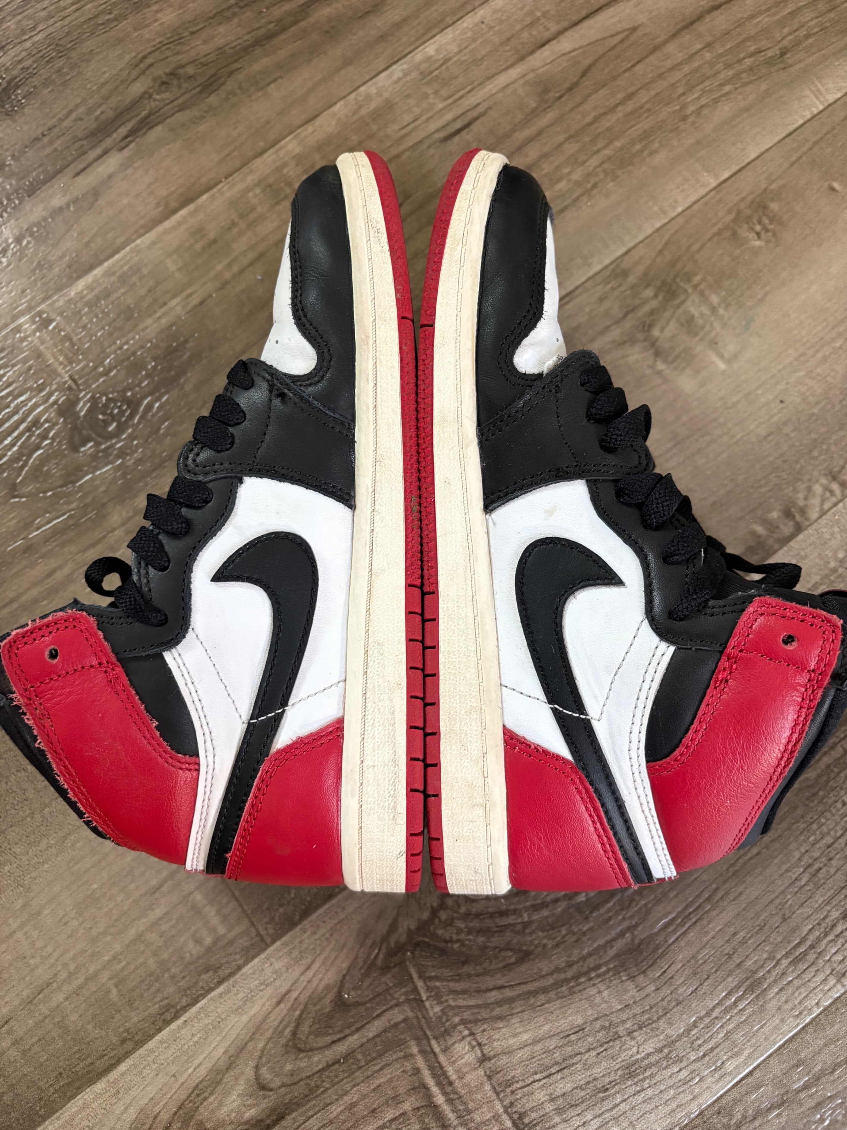 Jordan 1 OG - Thumbnail 5