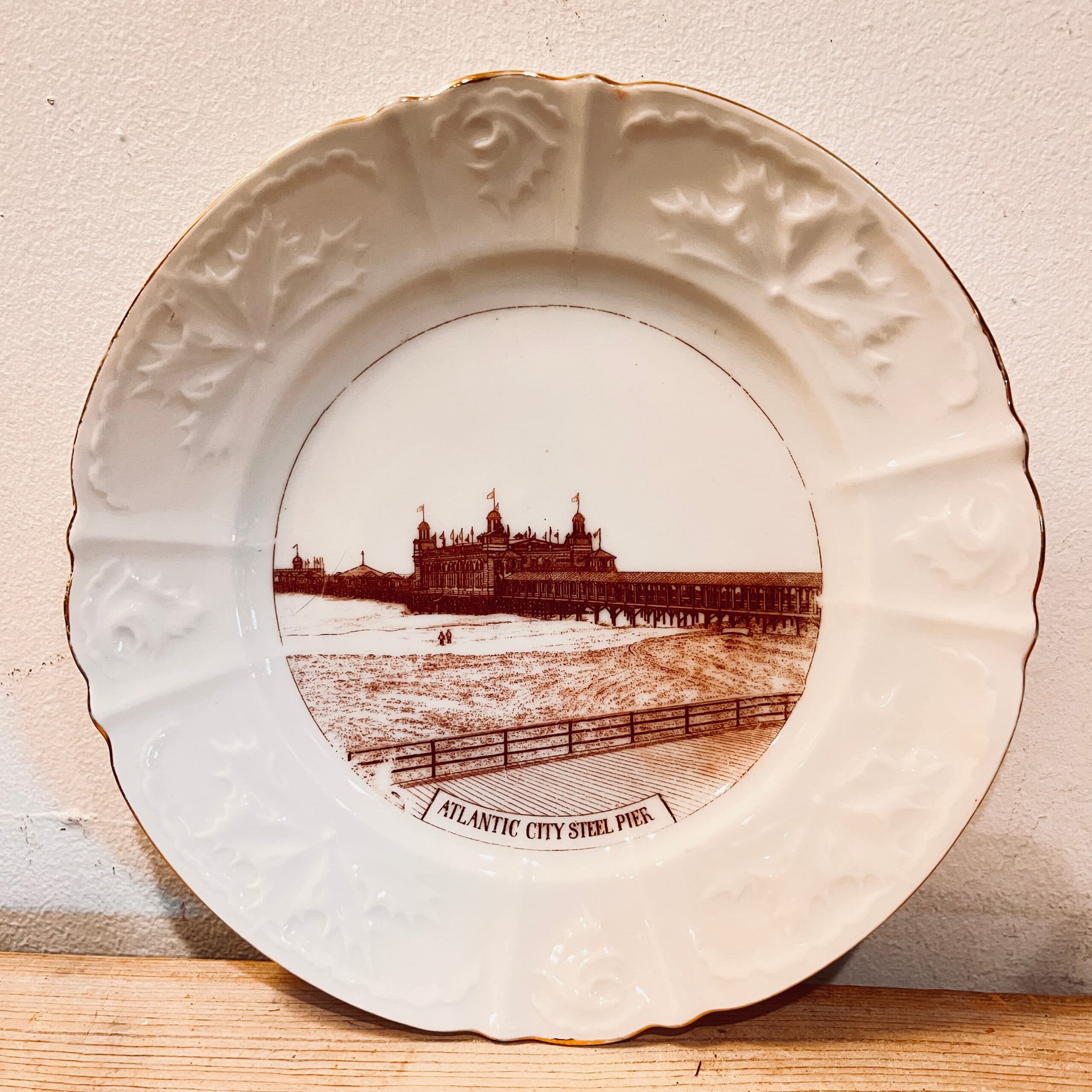 Atlantic City Pier - Collector Plate - Choose ONE - Thumbnail 2