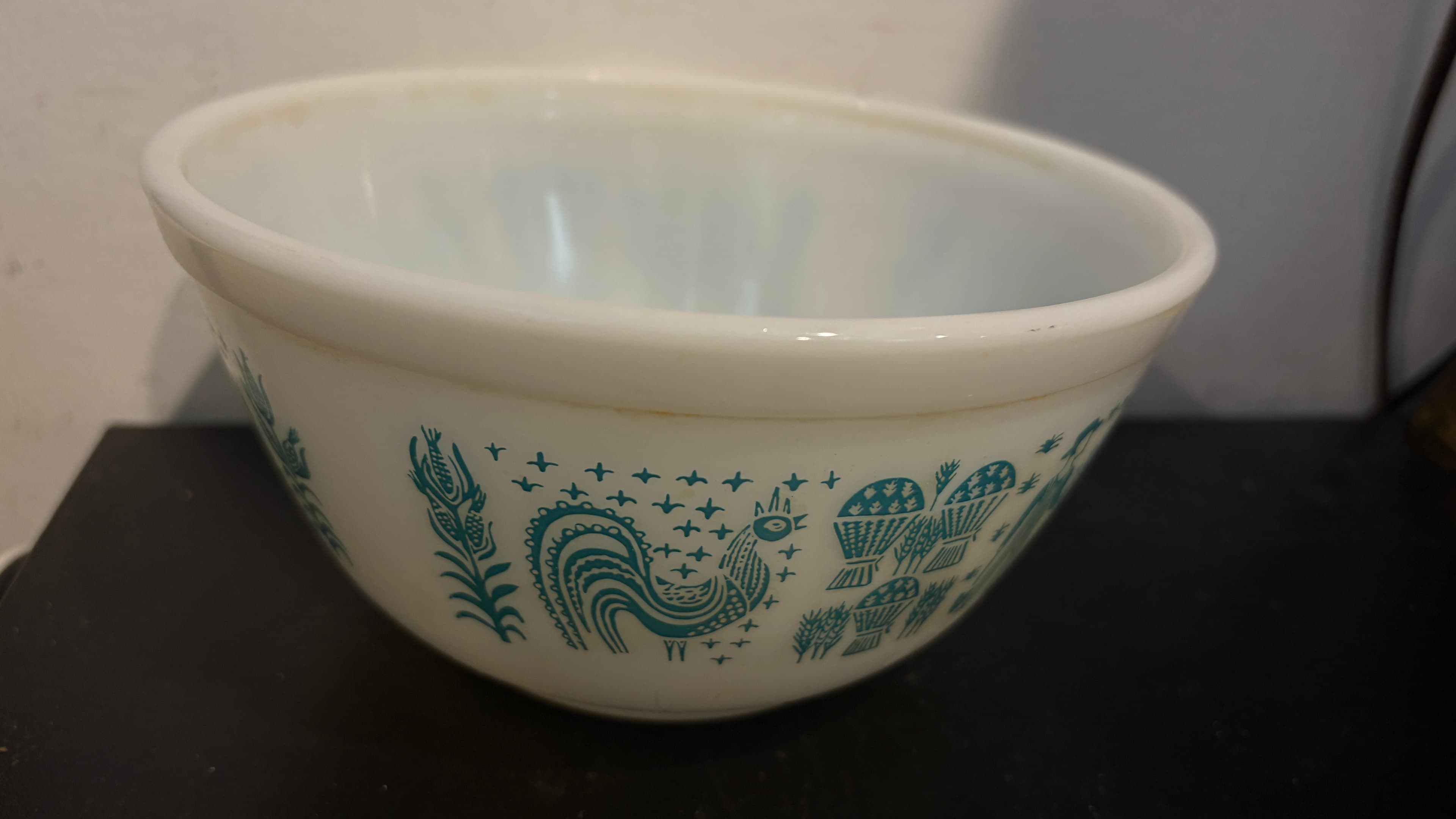 Pyrex 402 1-1/2 QT Butterprint Bowl - Regular