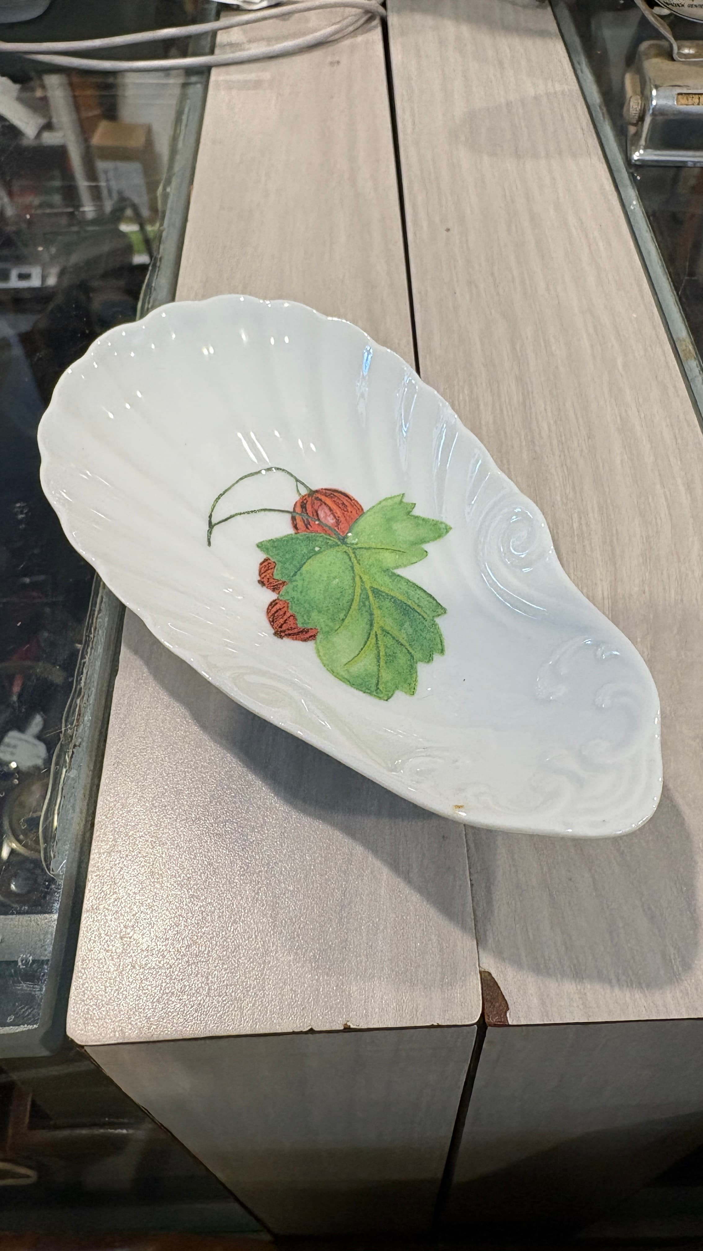 Royal Limoges Strawberry Ring Dish - Regular