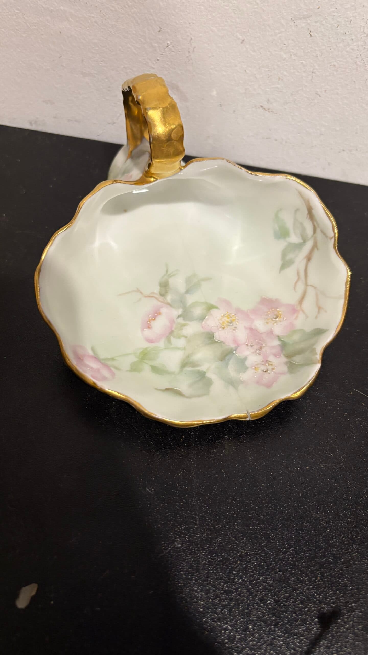 AS IS Hand painted rimmed bowl with handle - Regular